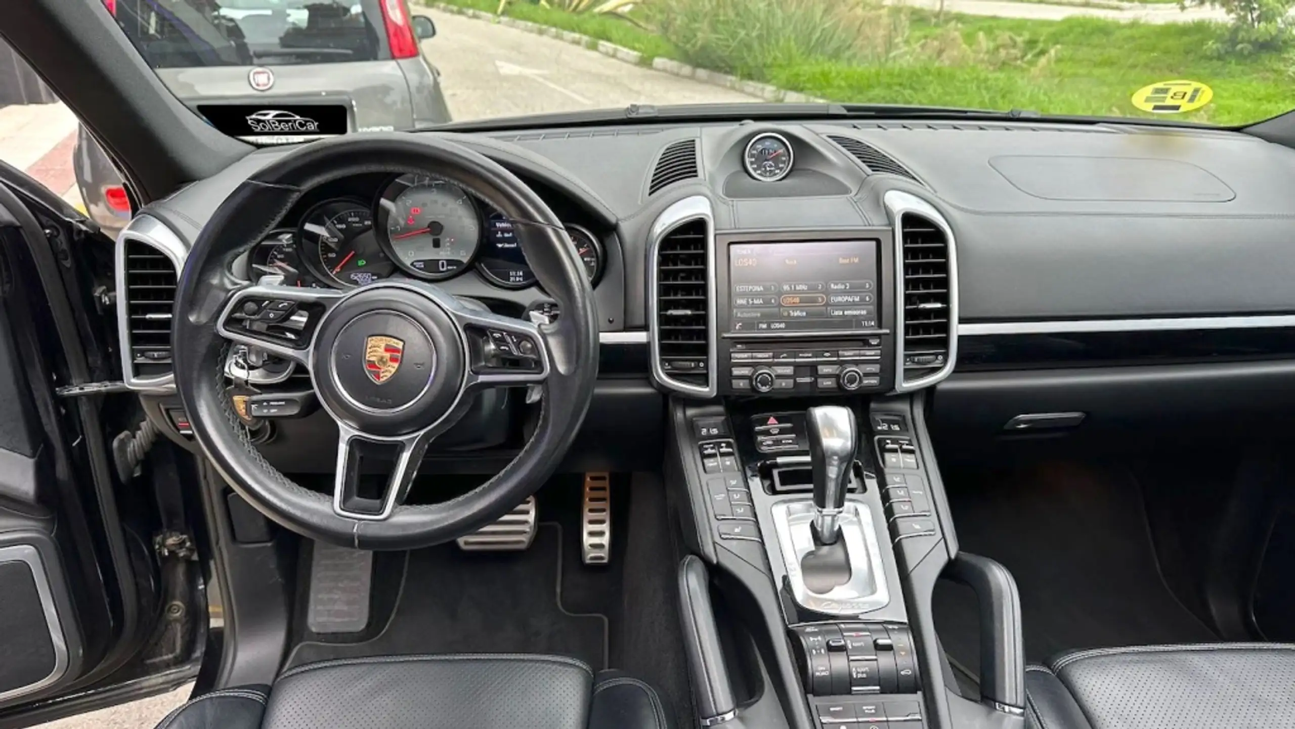 Porsche - Cayenne