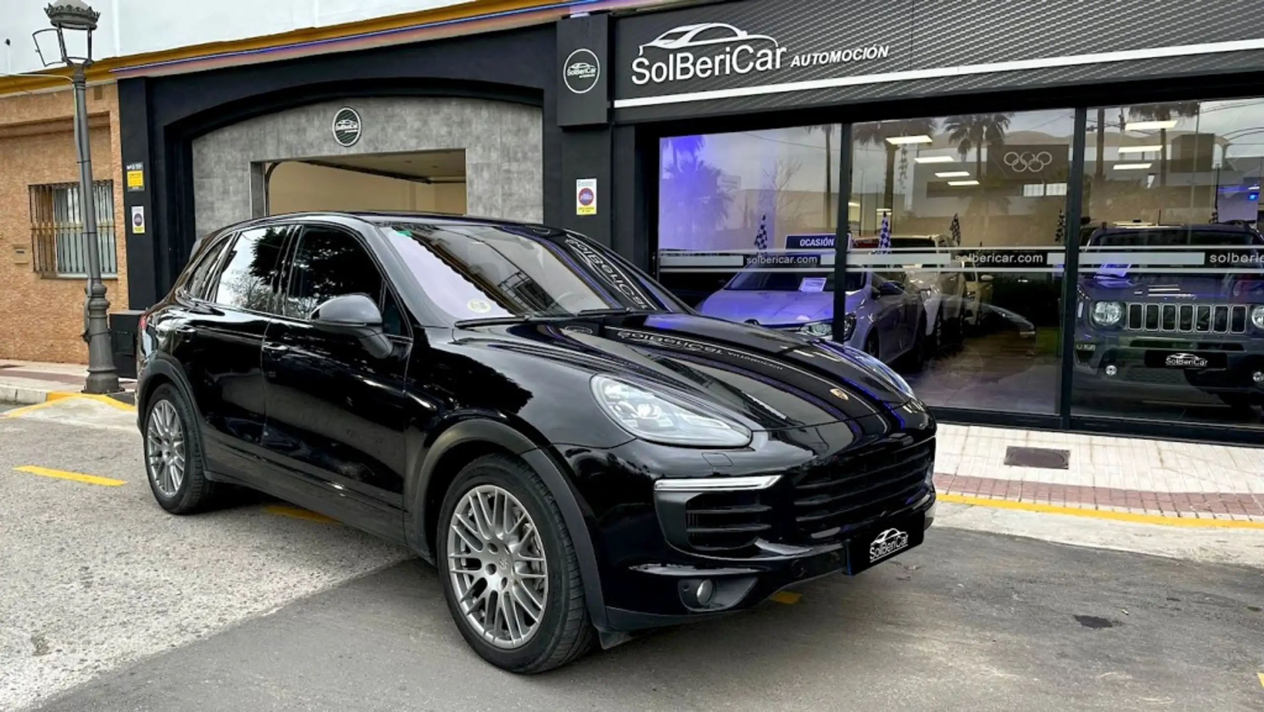 Porsche - Cayenne