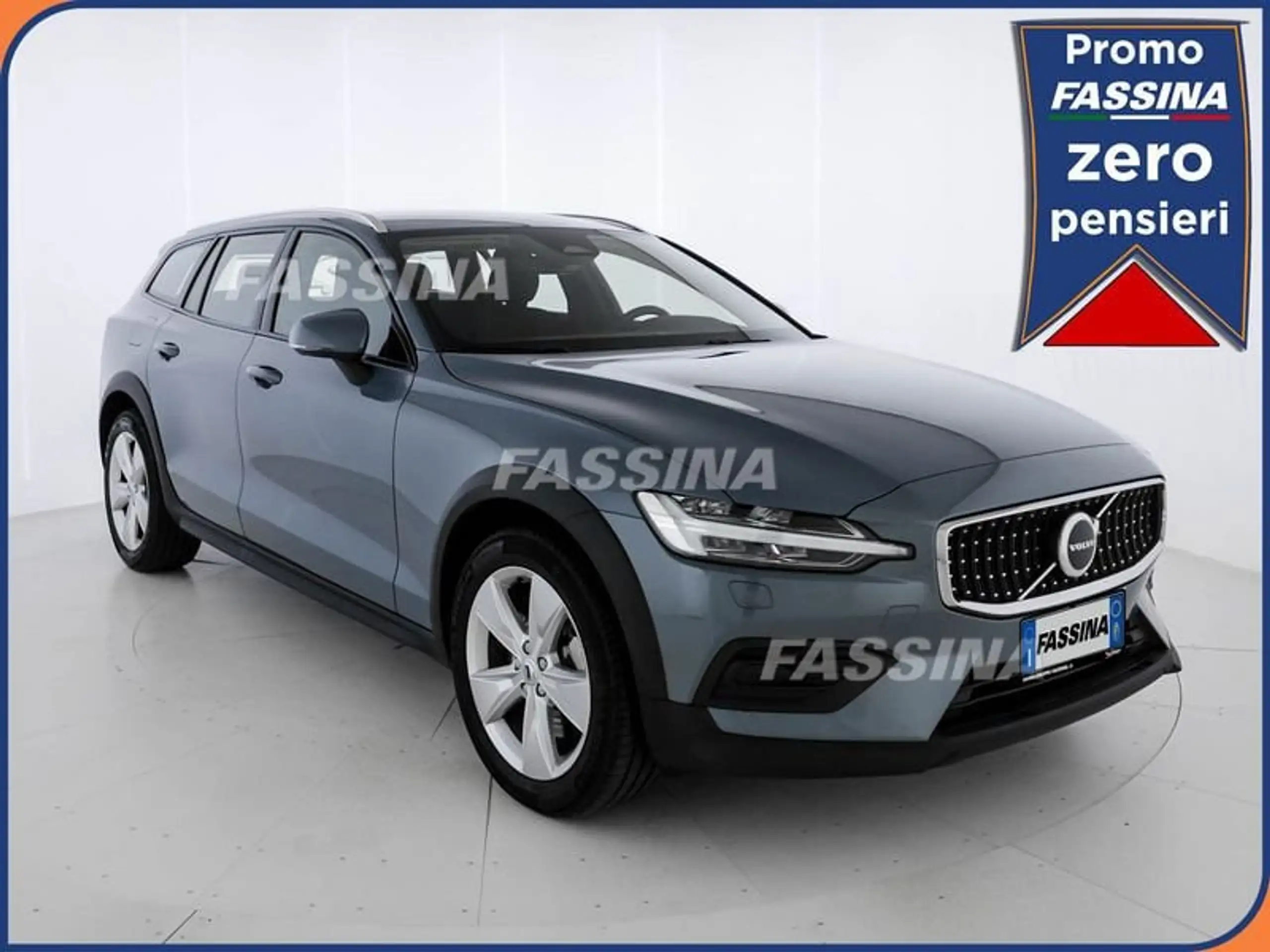 Volvo V60 Cross Country 2023