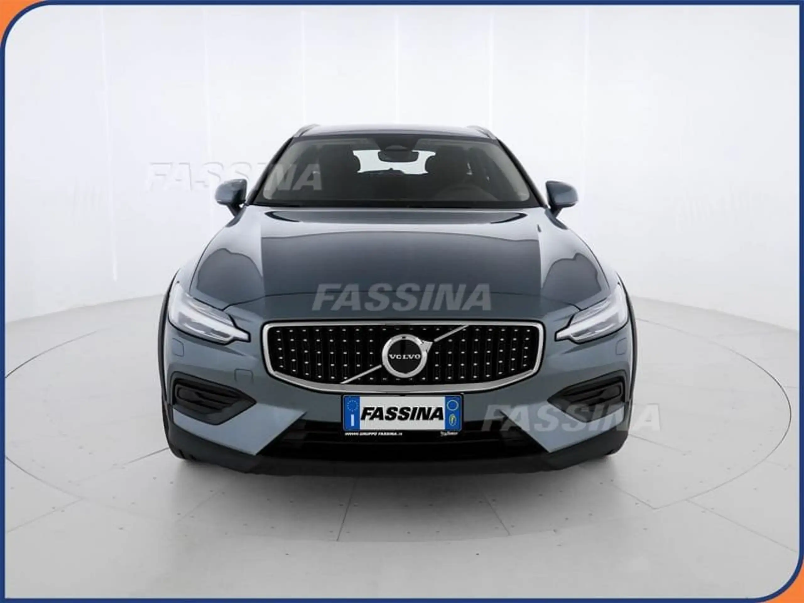 Volvo - V60 Cross Country