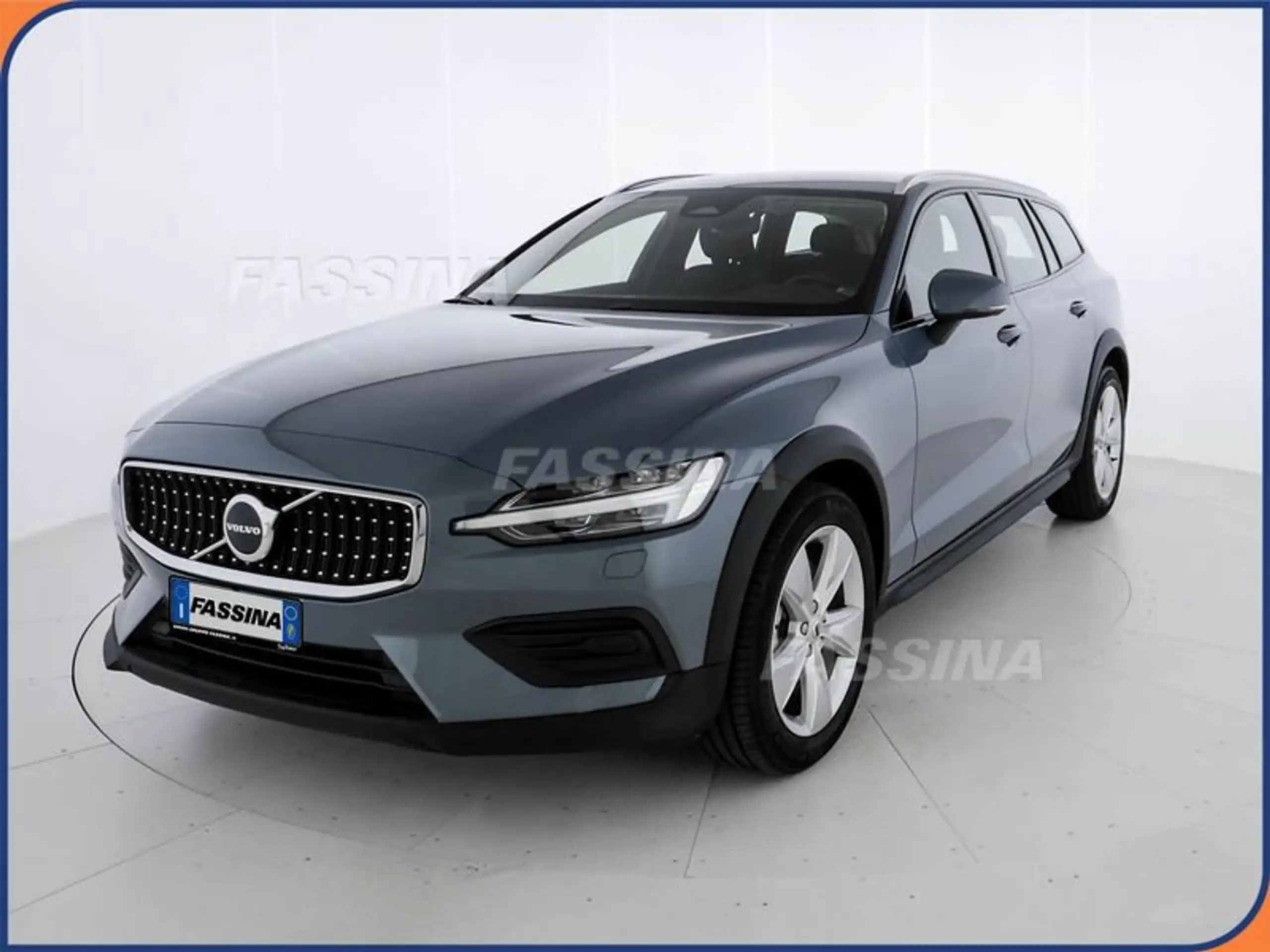 Volvo - V60 Cross Country