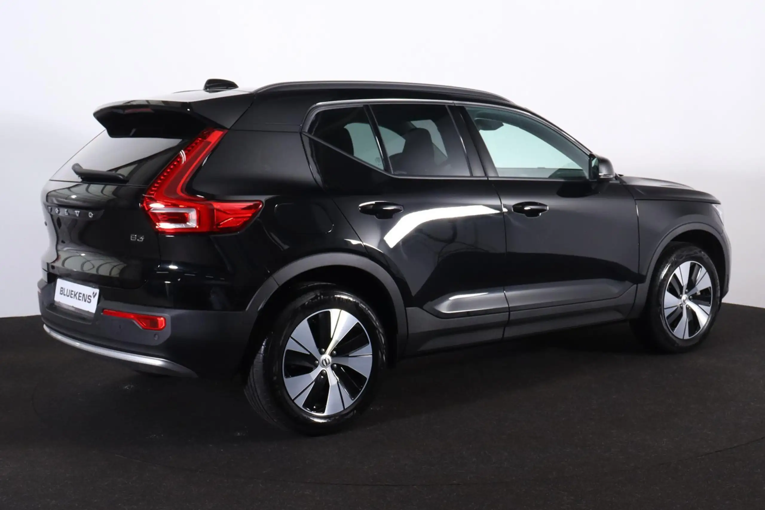 Volvo - XC40