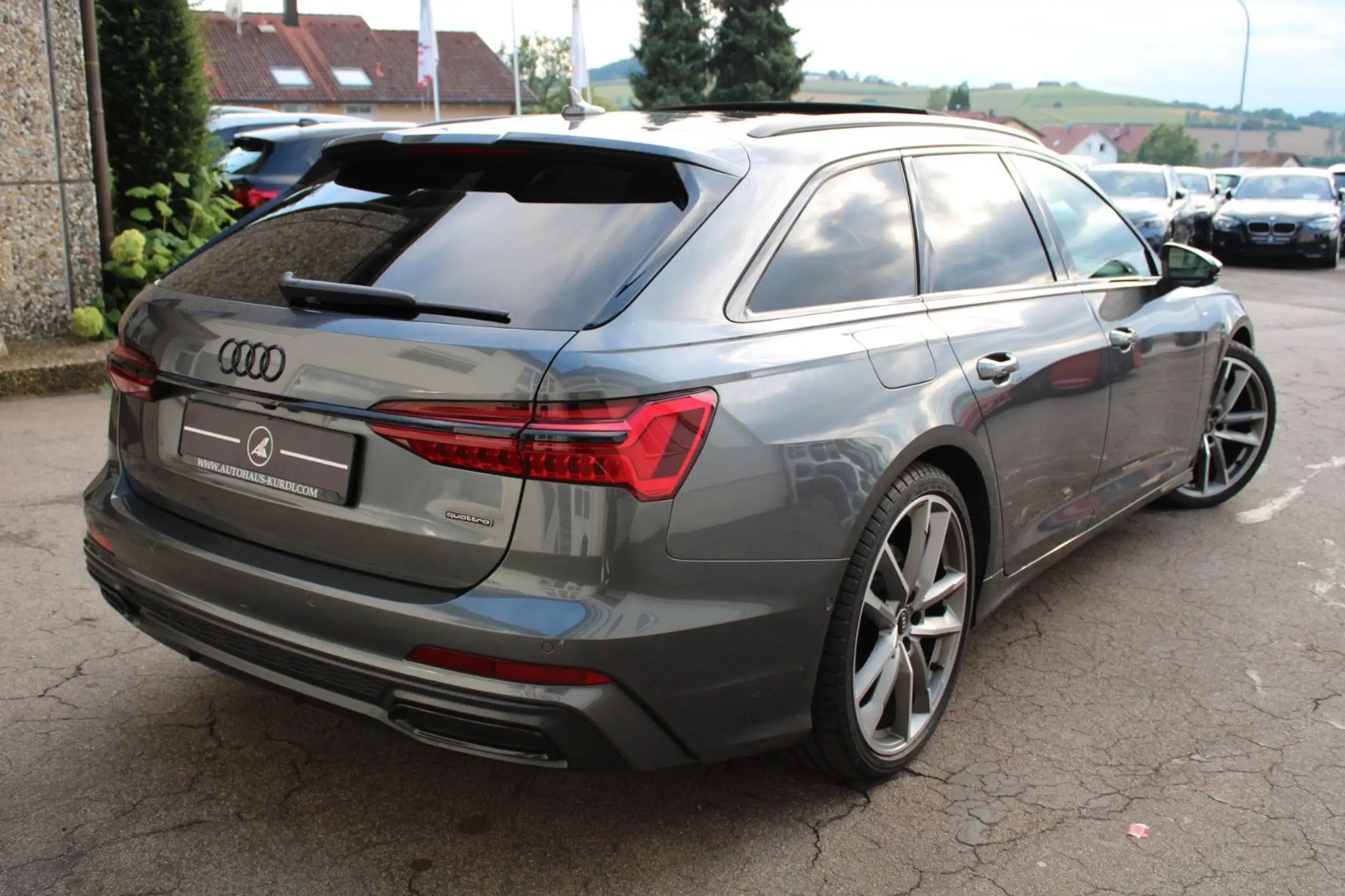 Audi - A6