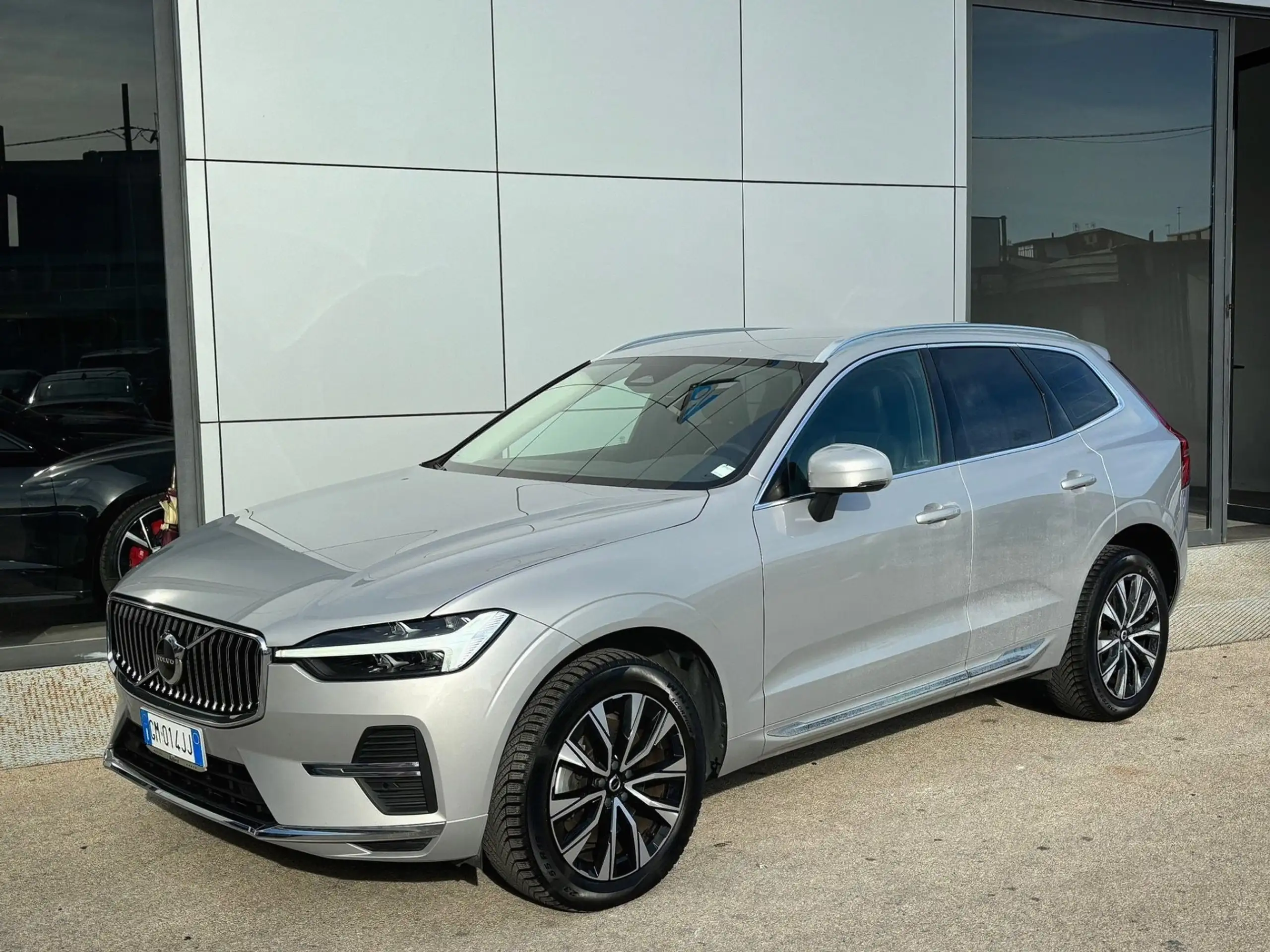 Volvo - XC60