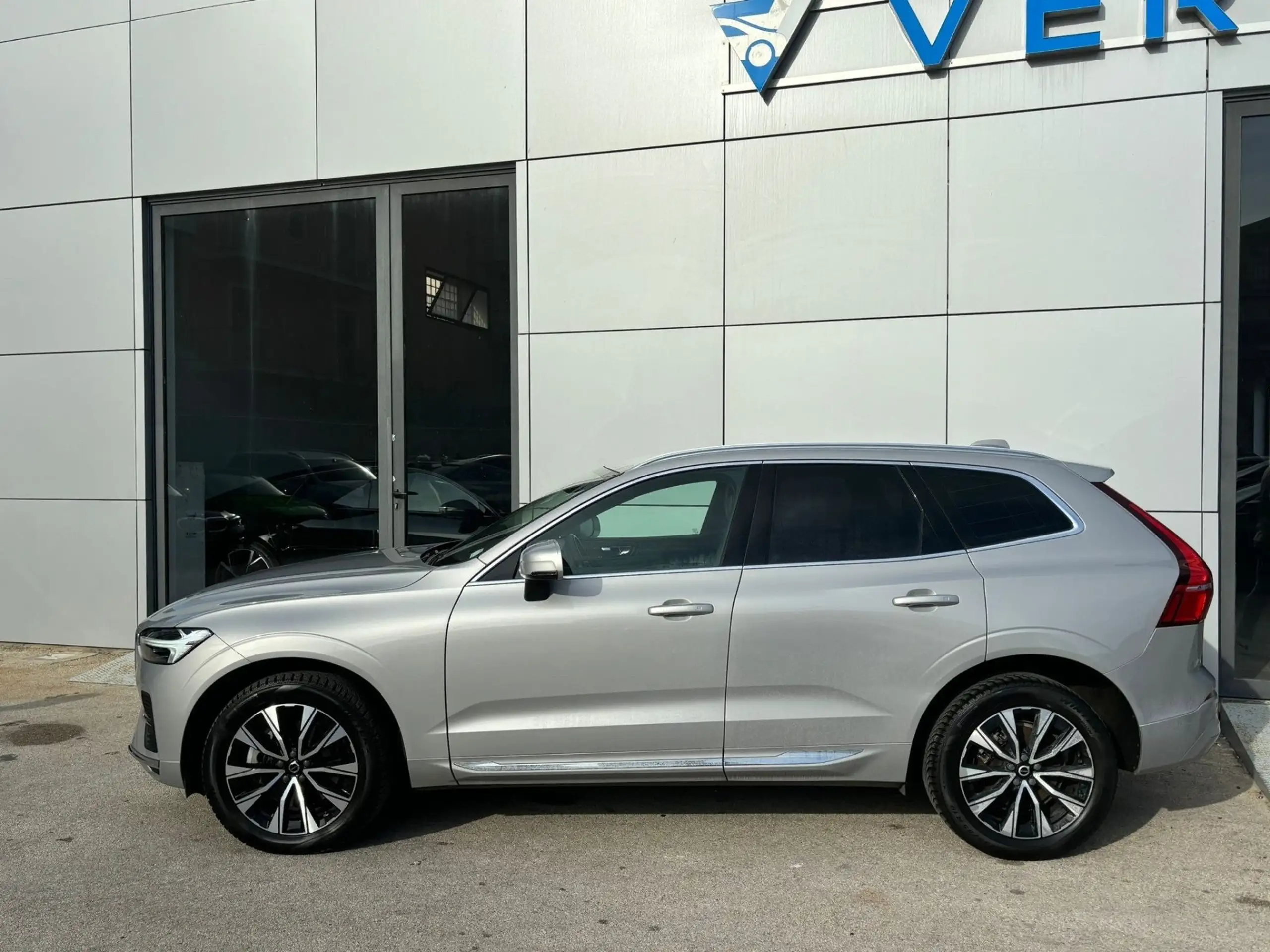 Volvo - XC60