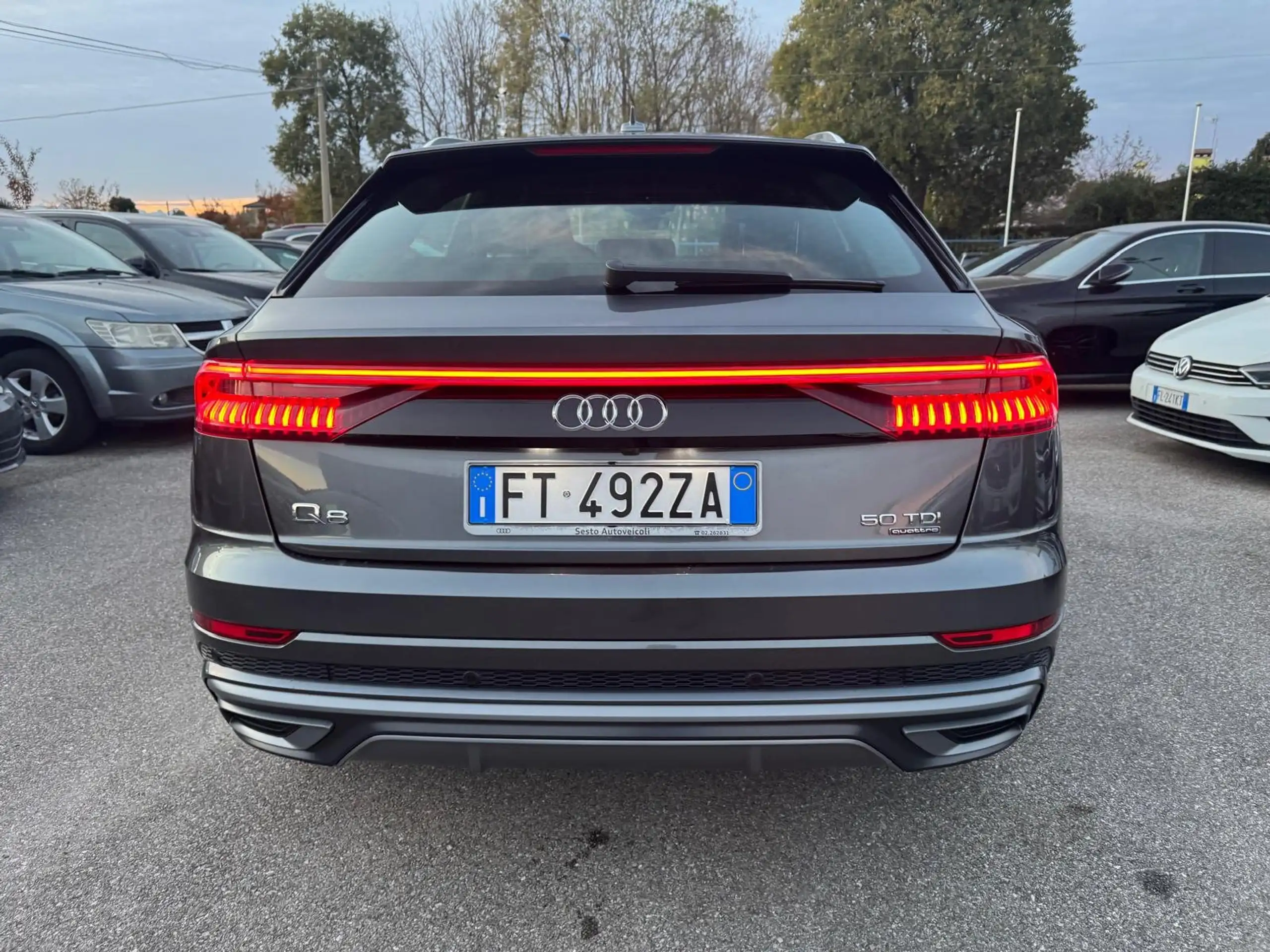 Audi - Q8