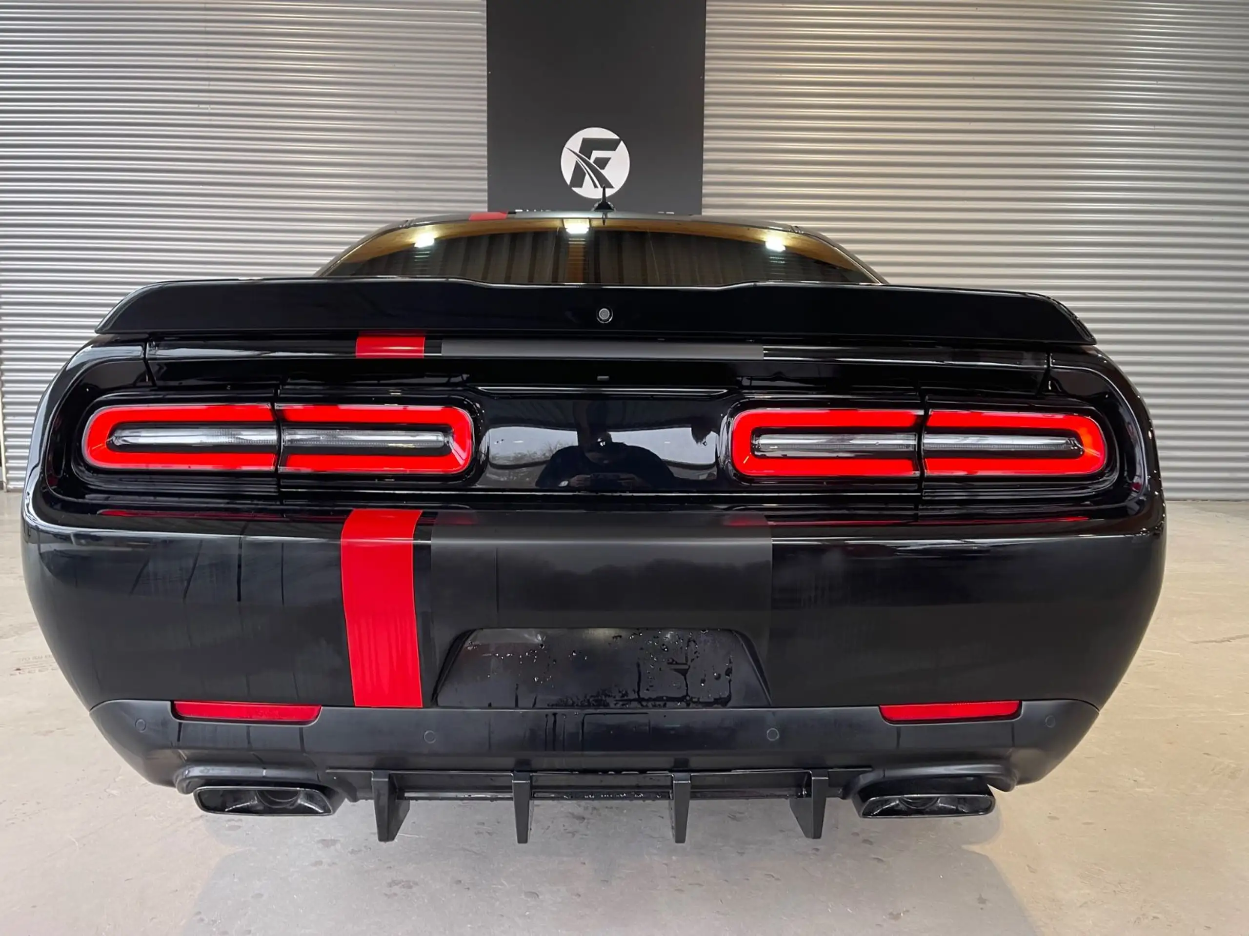 Dodge - Challenger