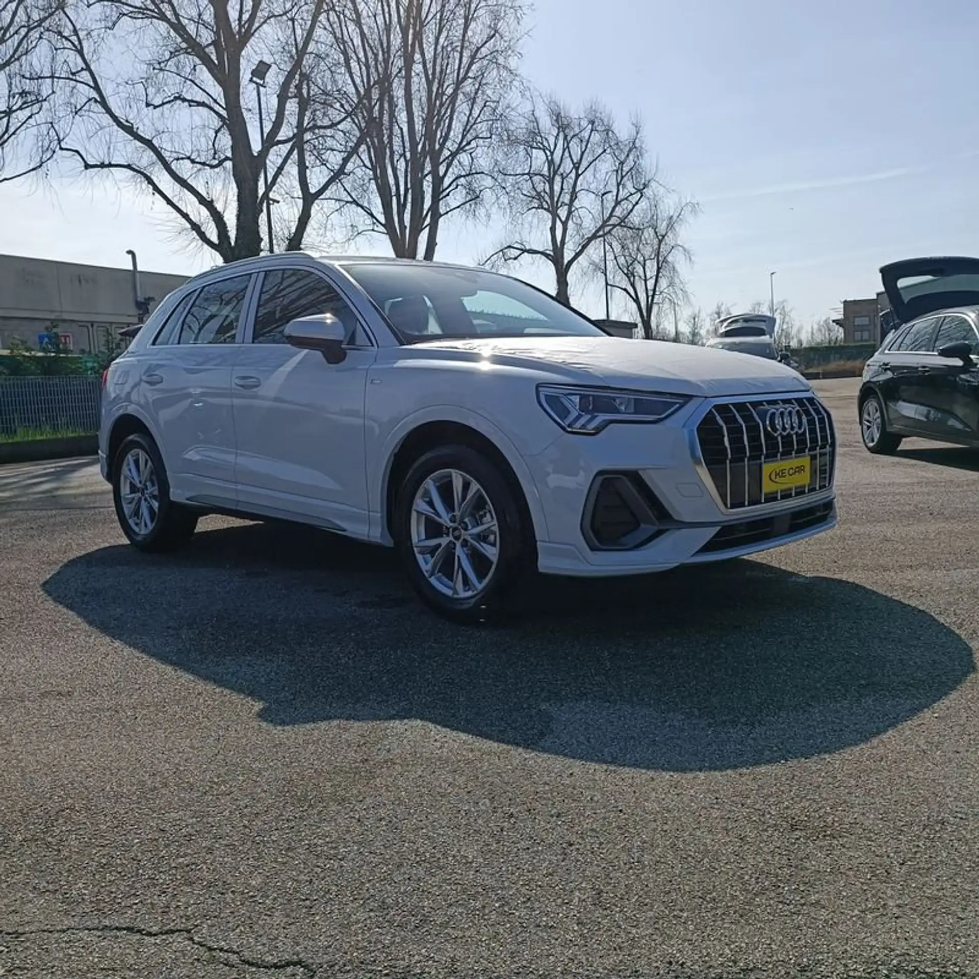 Audi - Q3