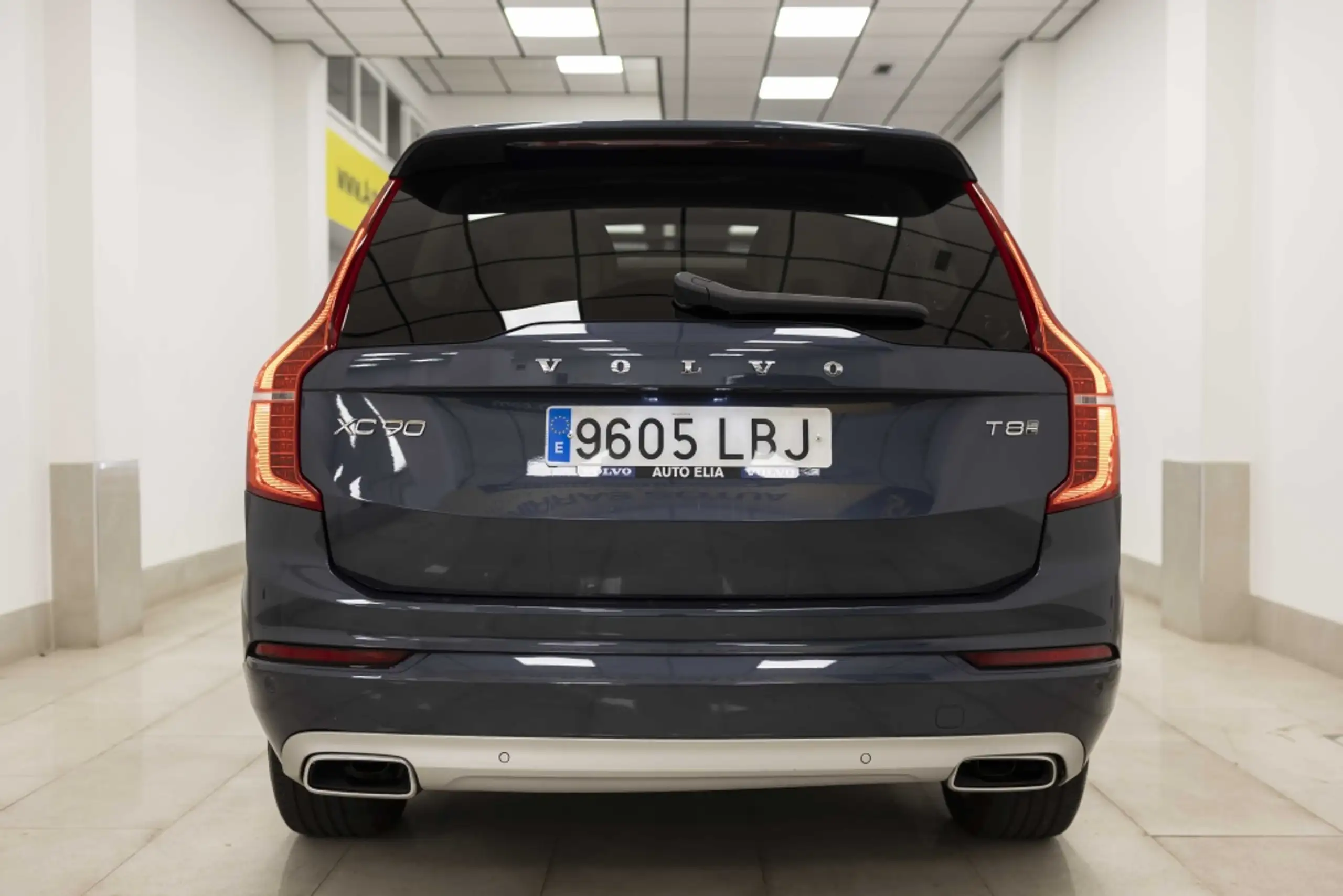 Volvo - XC90