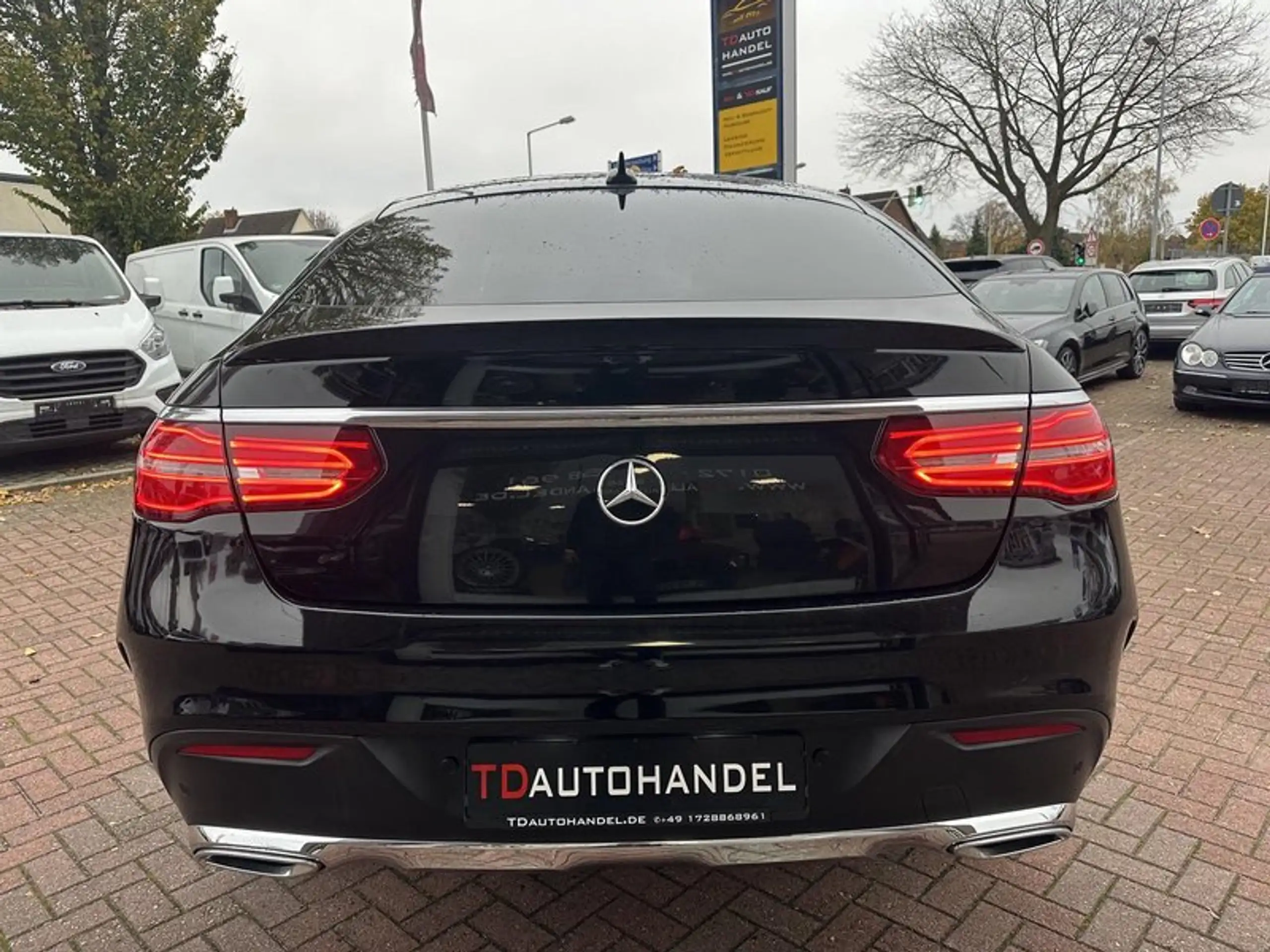 Mercedes-Benz - GLE 350