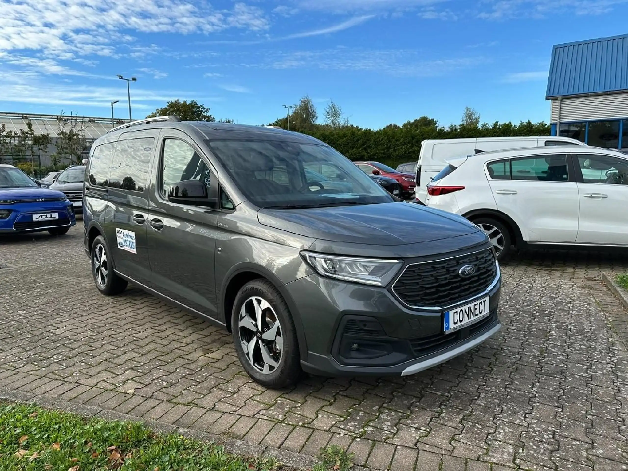 Ford - Grand Tourneo