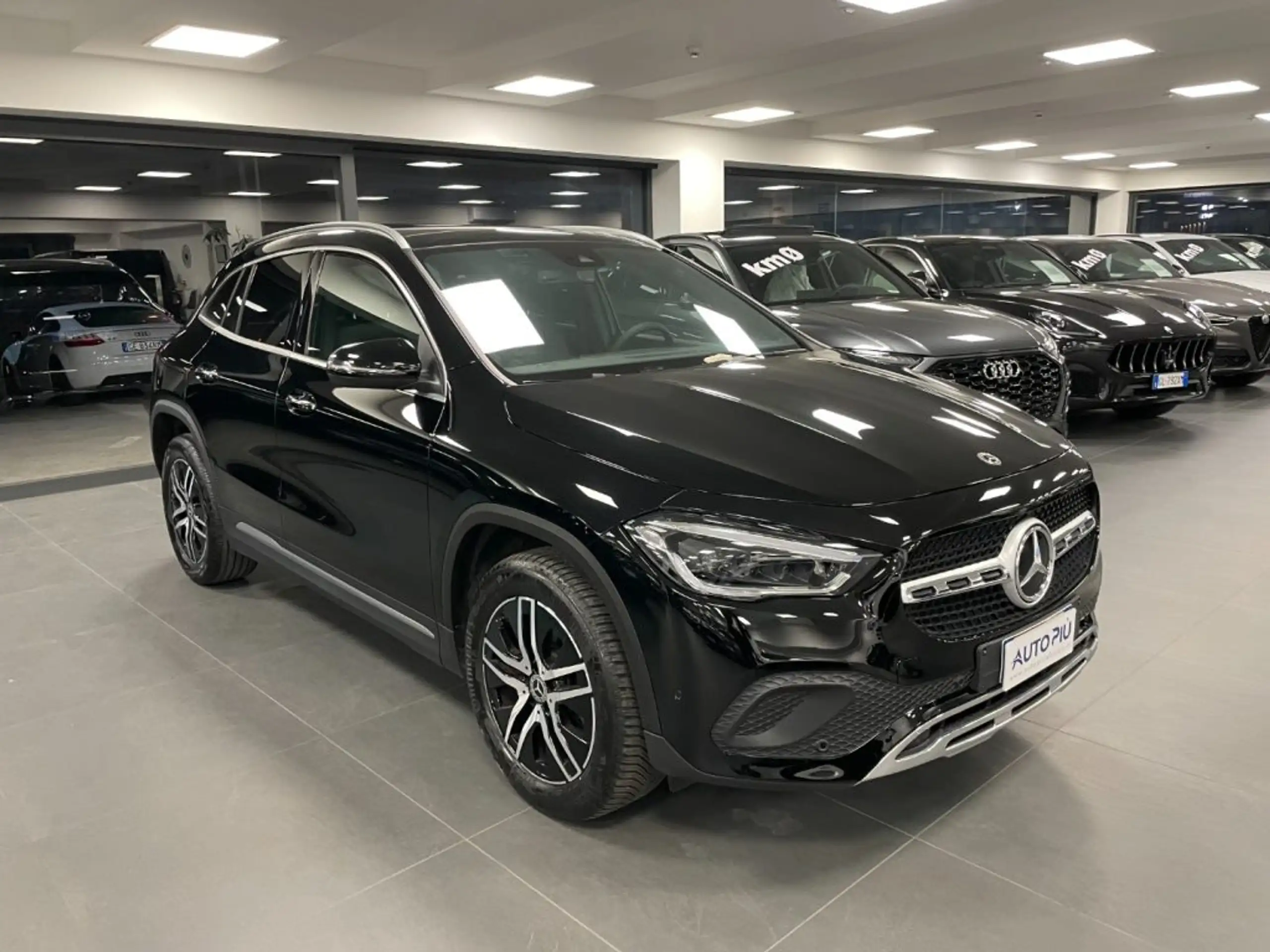 Mercedes-Benz - GLA 200