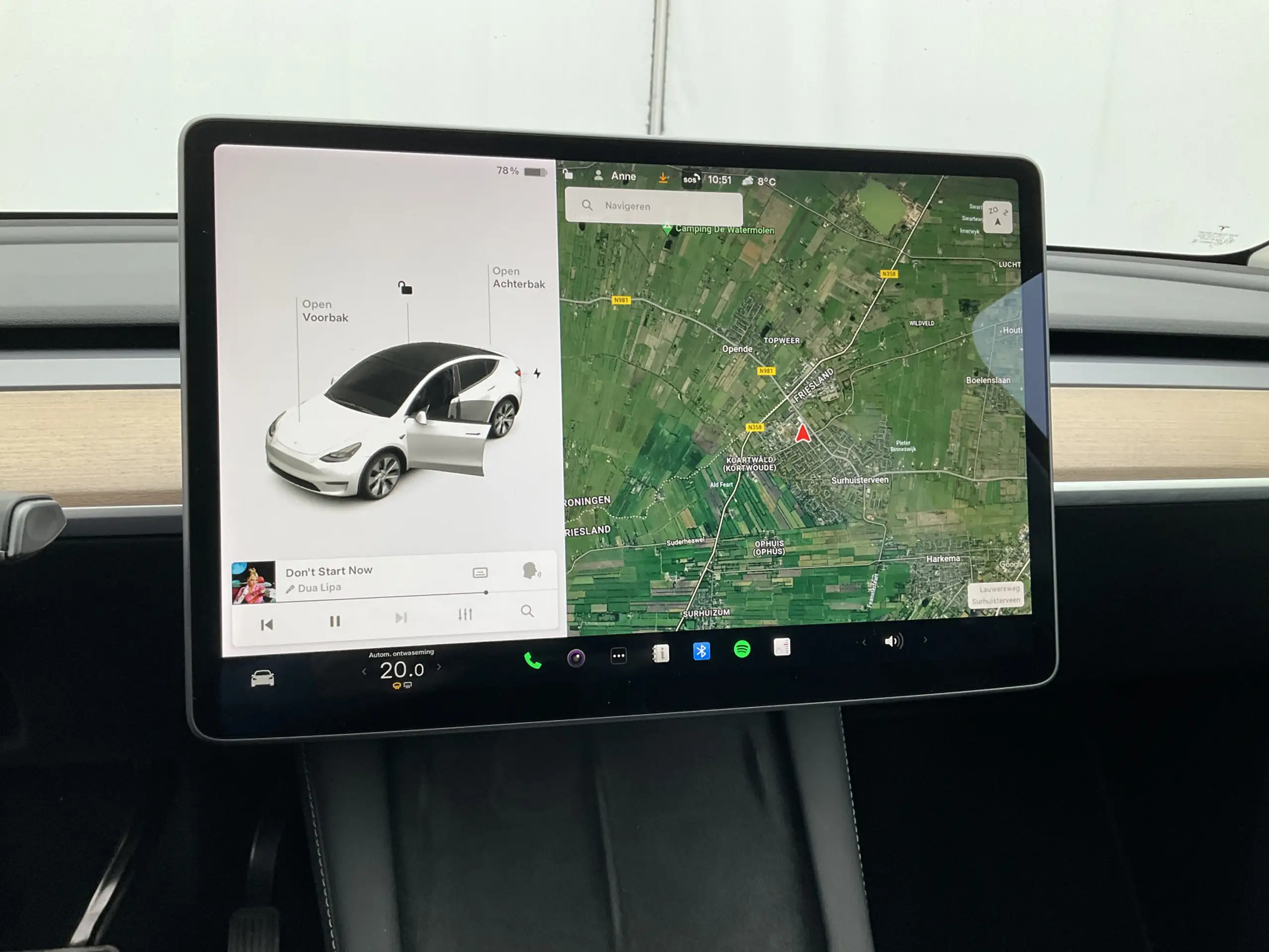 Tesla - Model Y