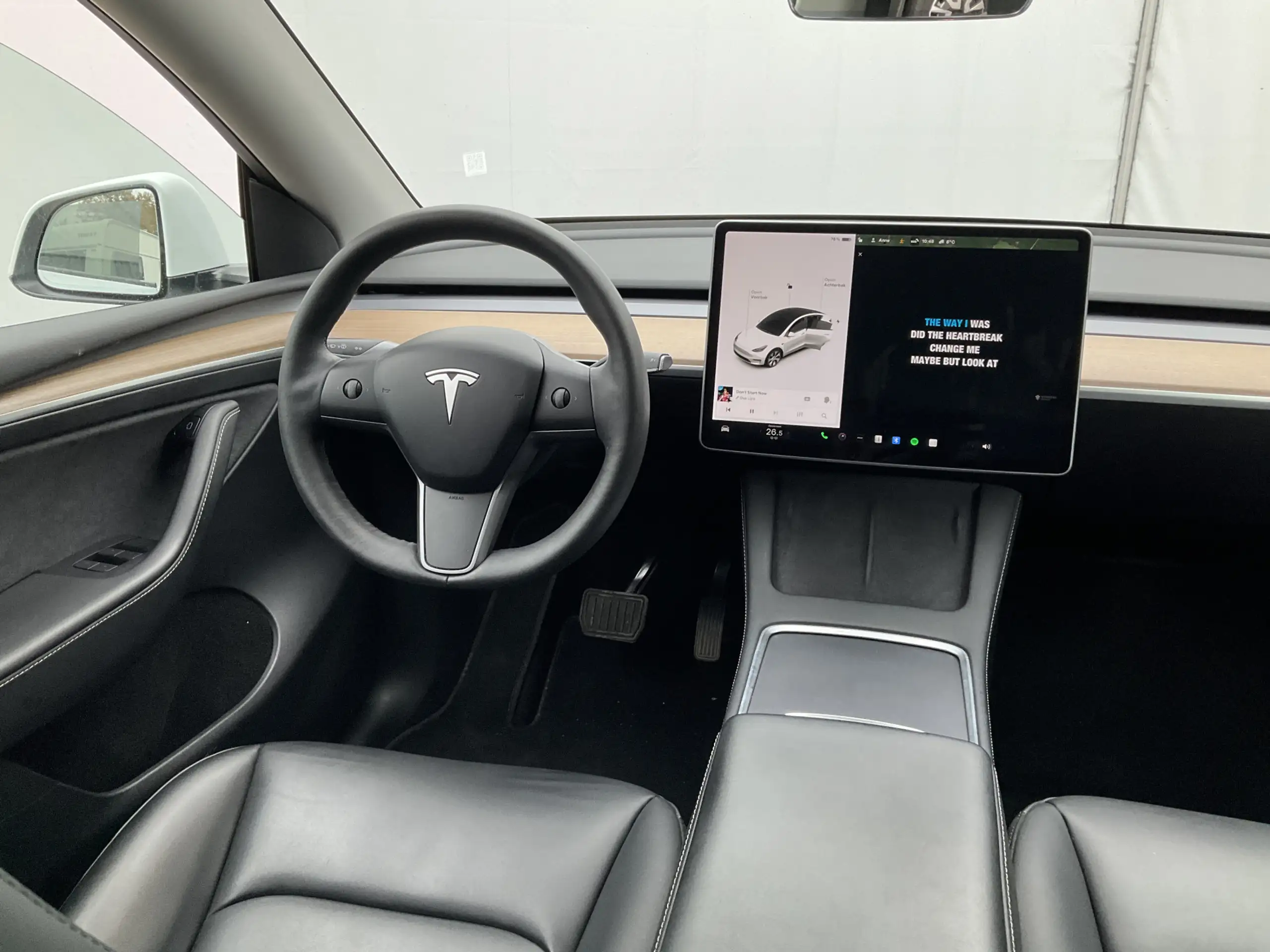 Tesla - Model Y