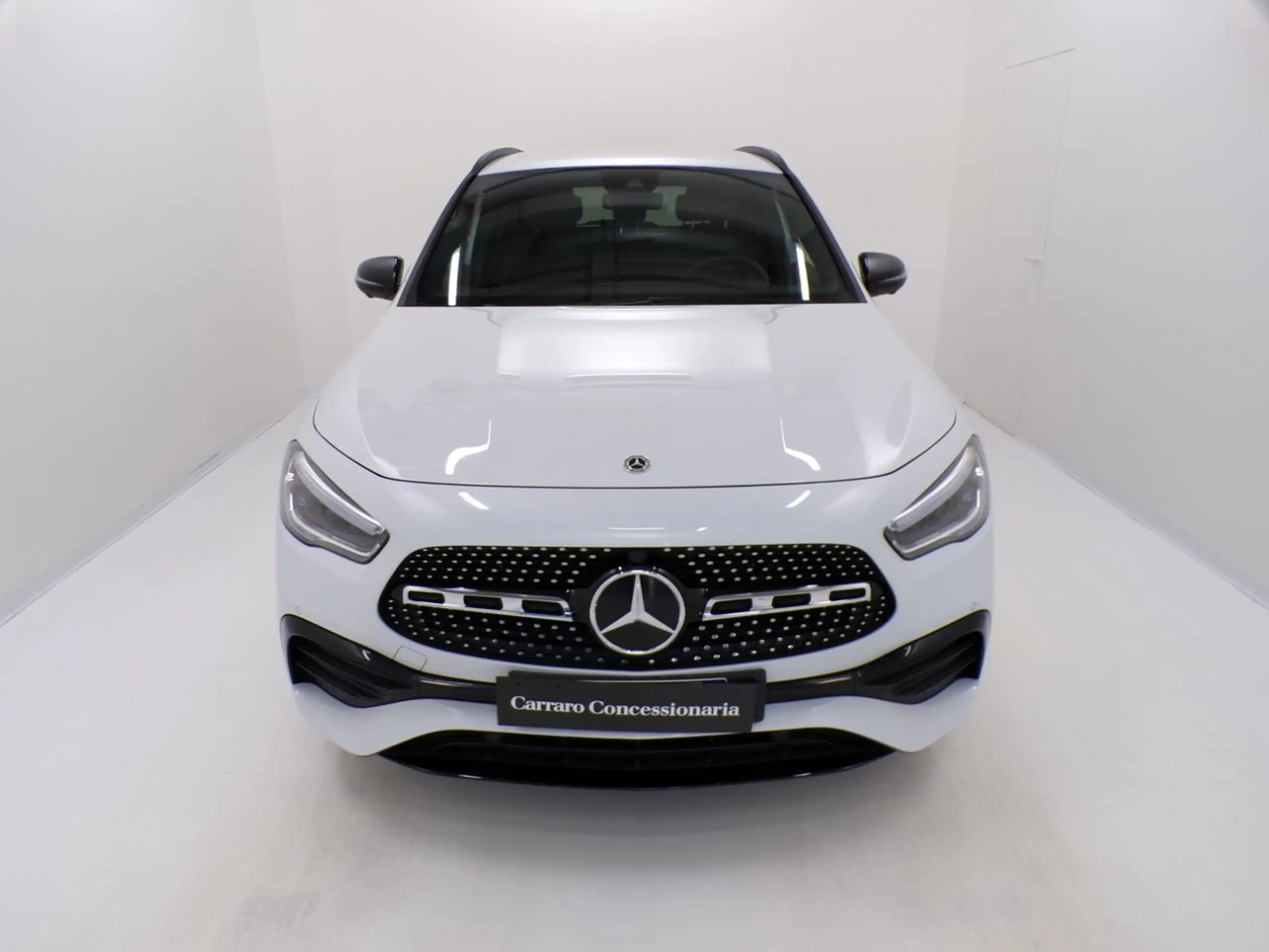 Mercedes-Benz - GLA 250