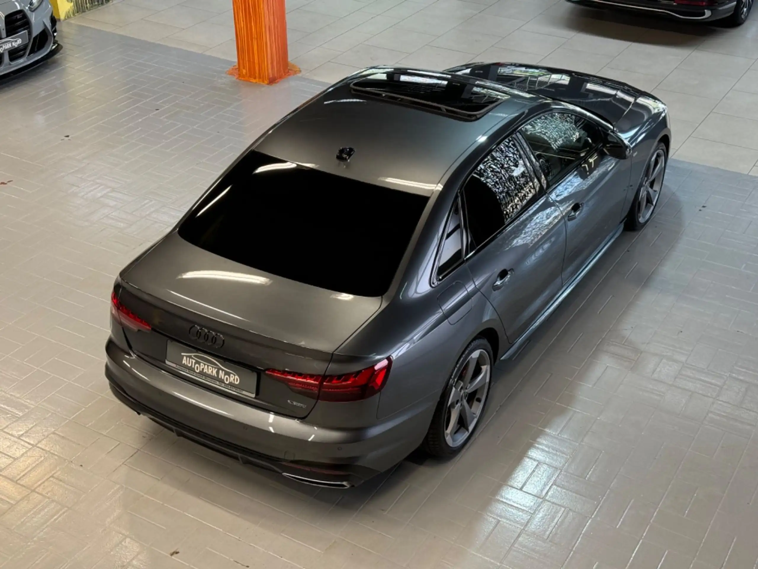 Audi - A4