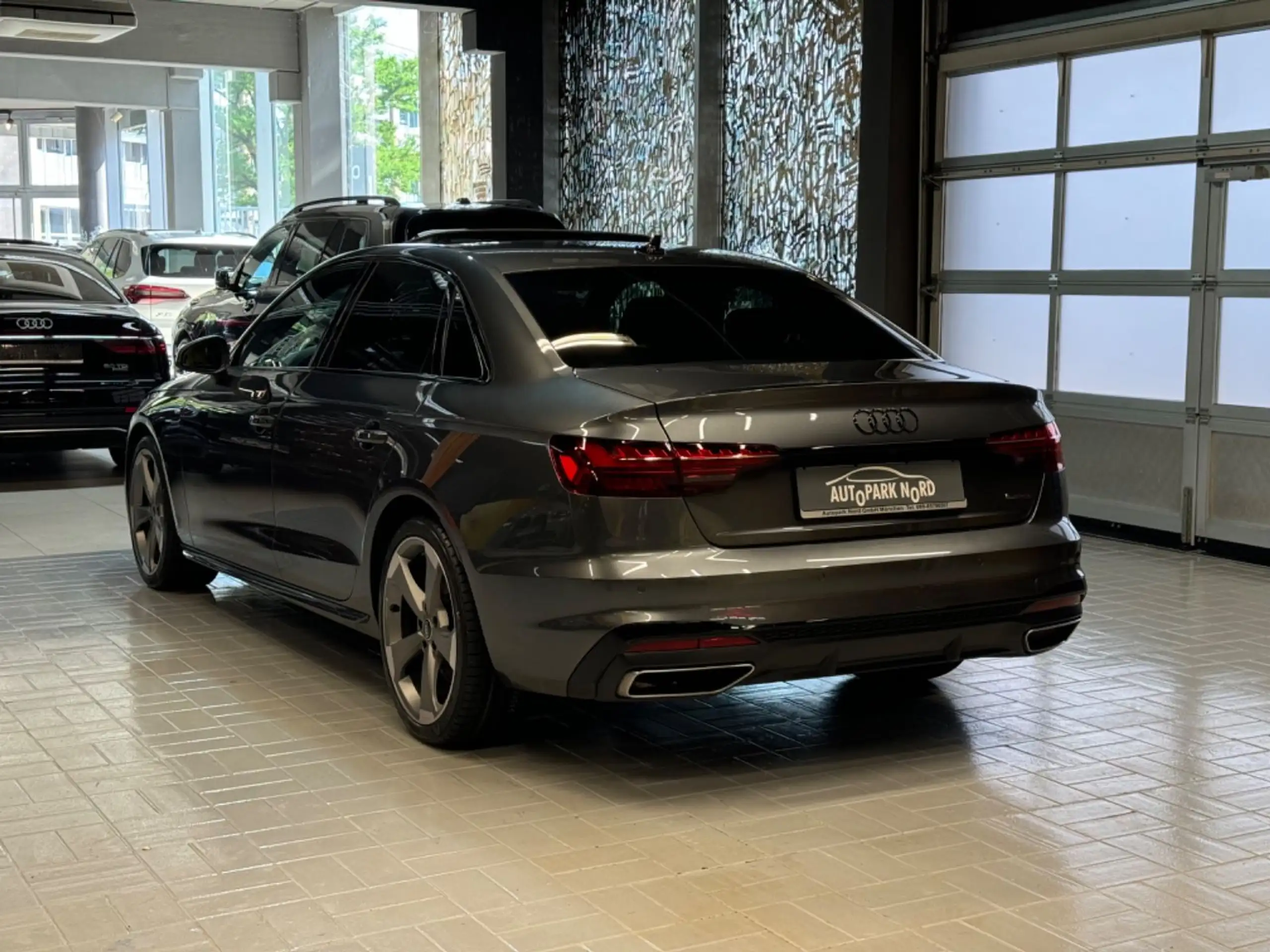 Audi - A4