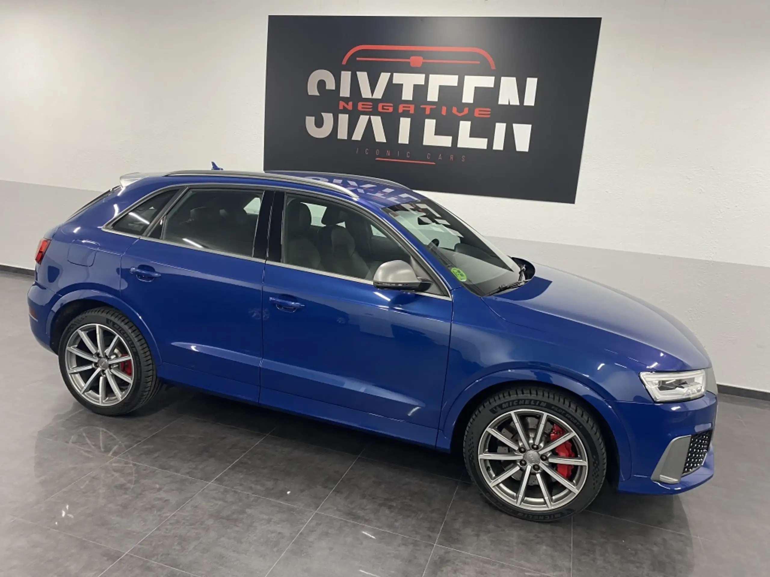 Audi - RS Q3