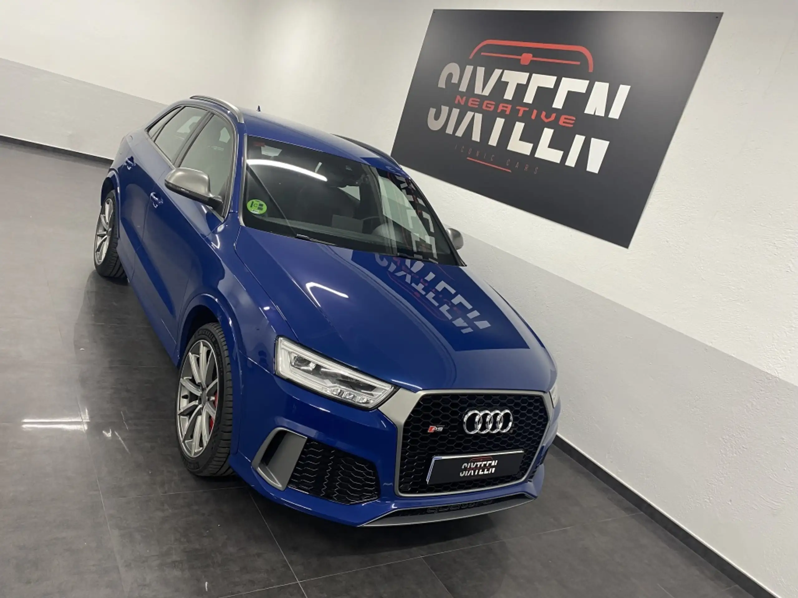 Audi - RS Q3