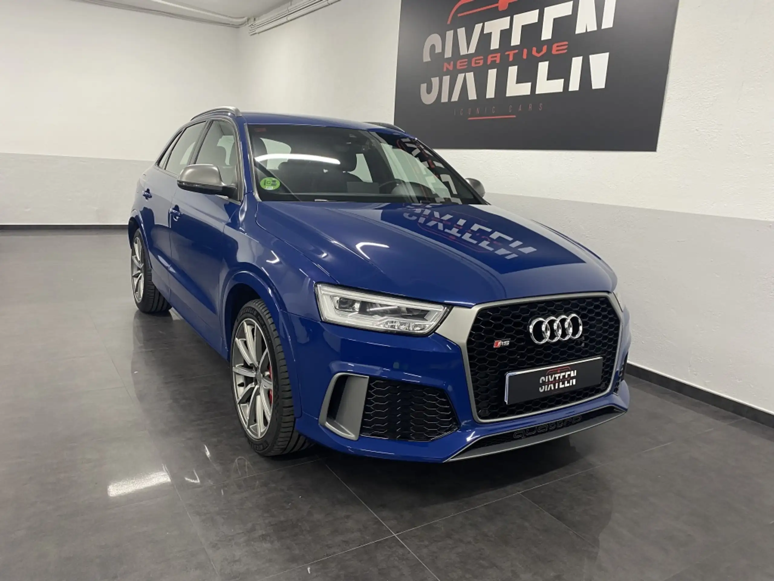 Audi - RS Q3