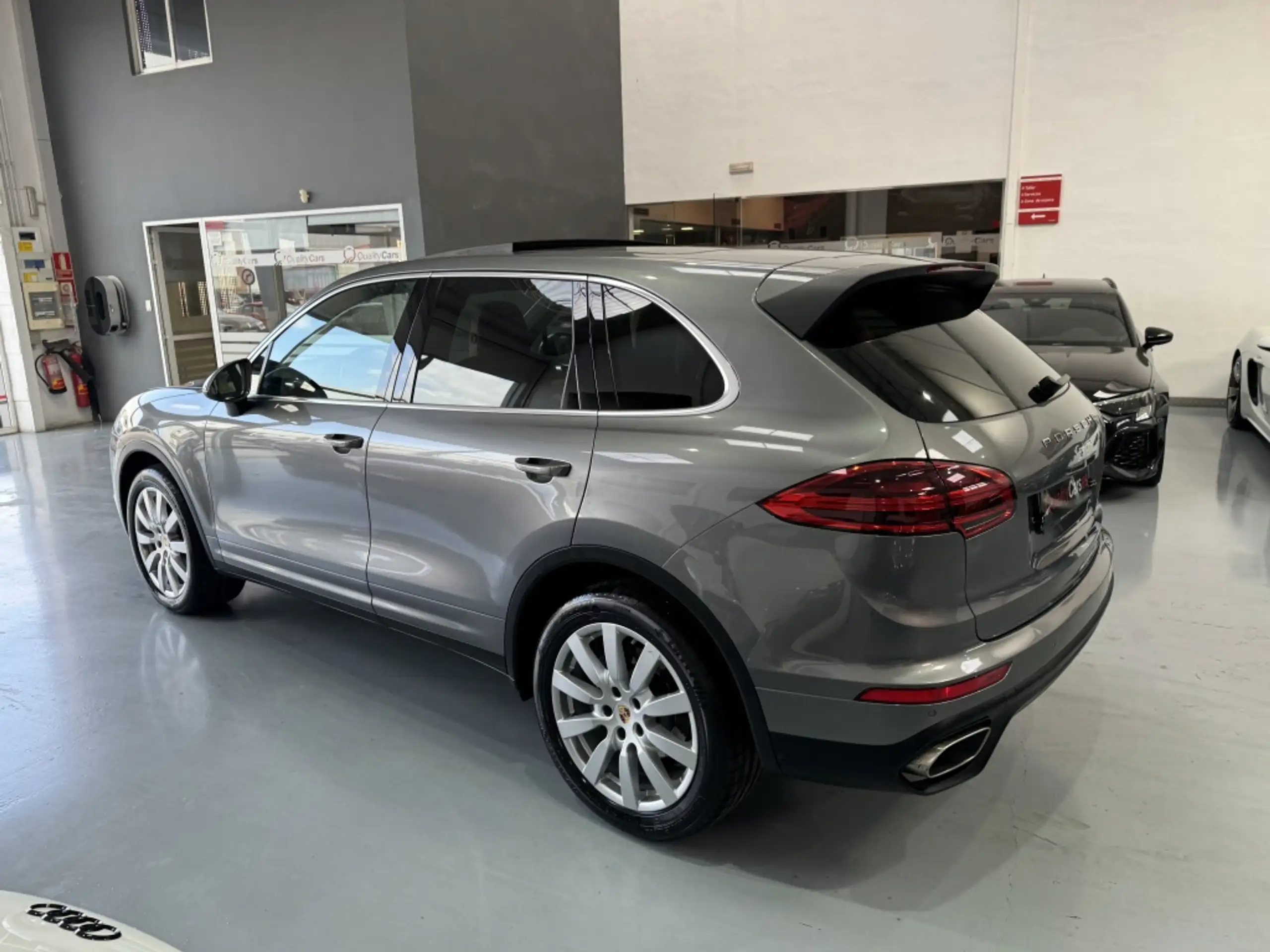 Porsche - Cayenne