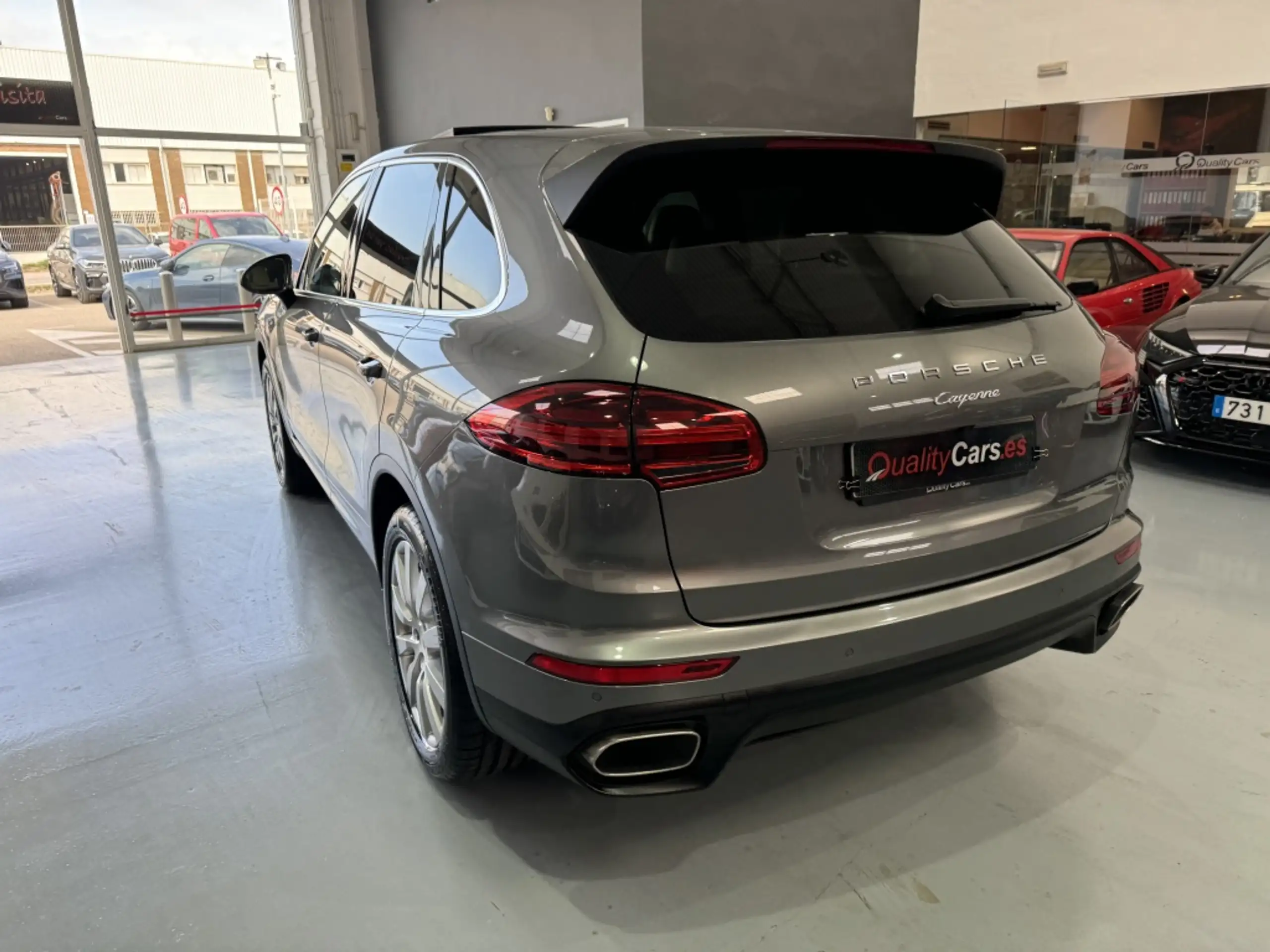 Porsche - Cayenne