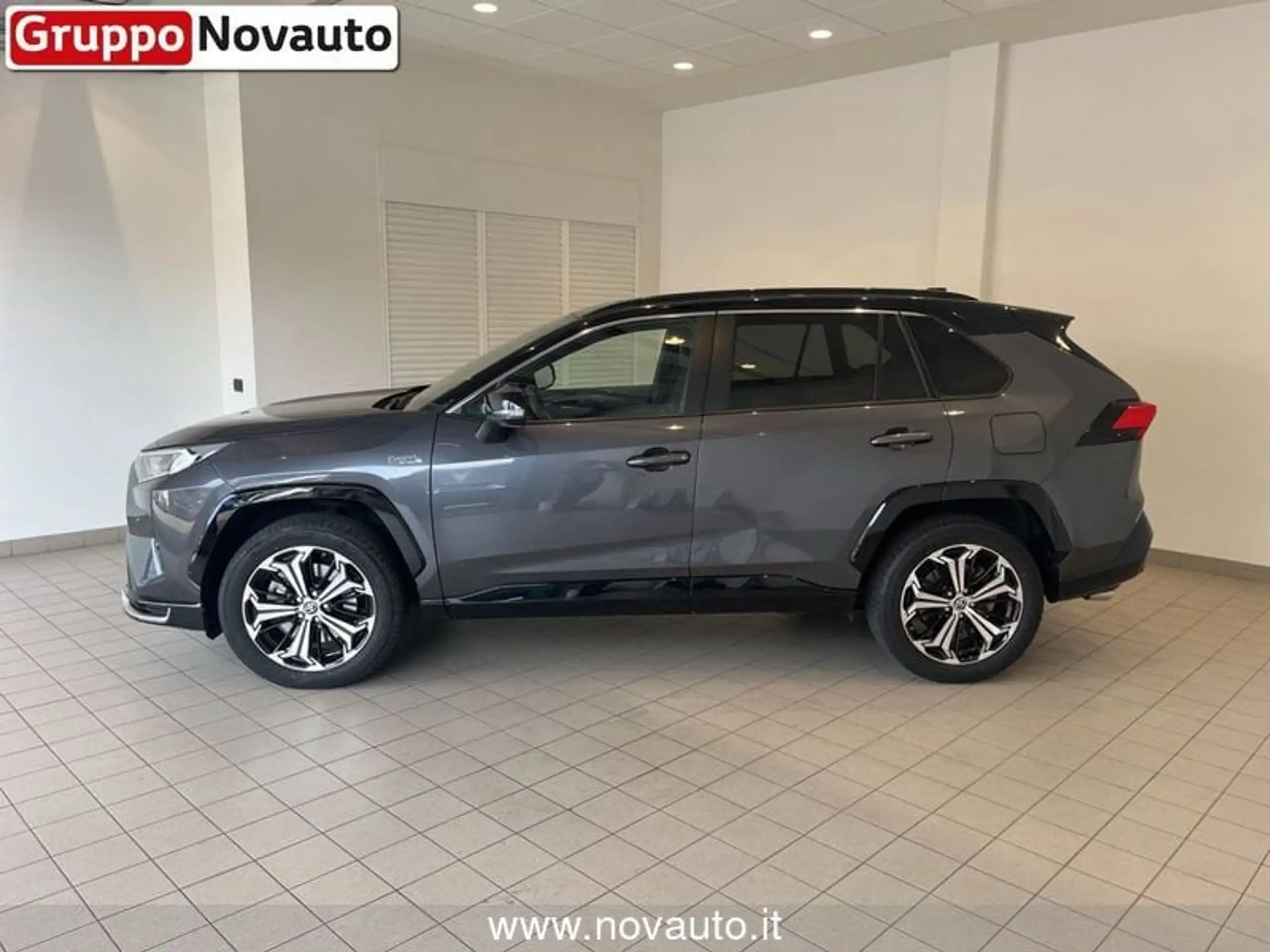 Toyota - RAV 4