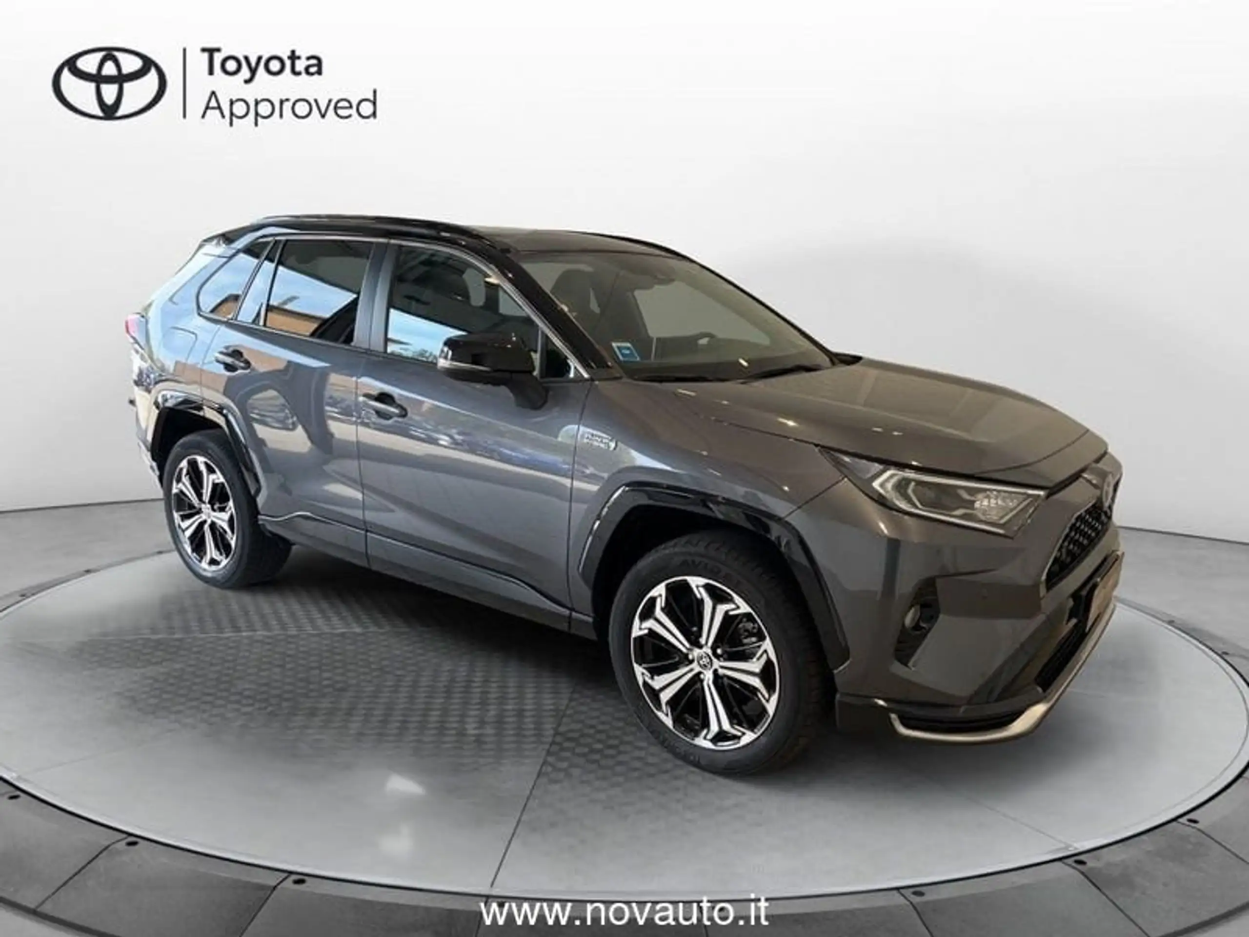 Toyota - RAV 4