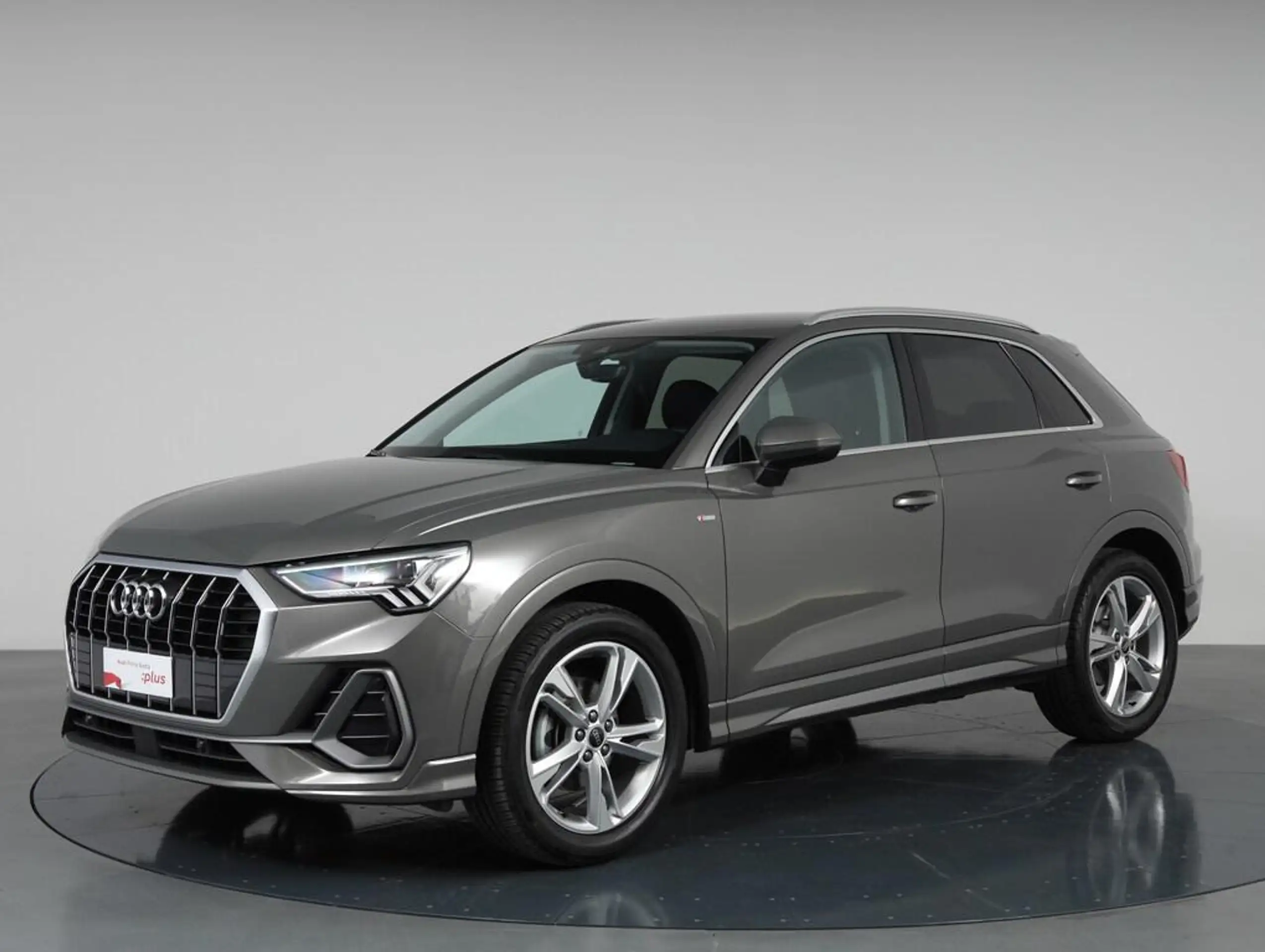 Audi - Q3