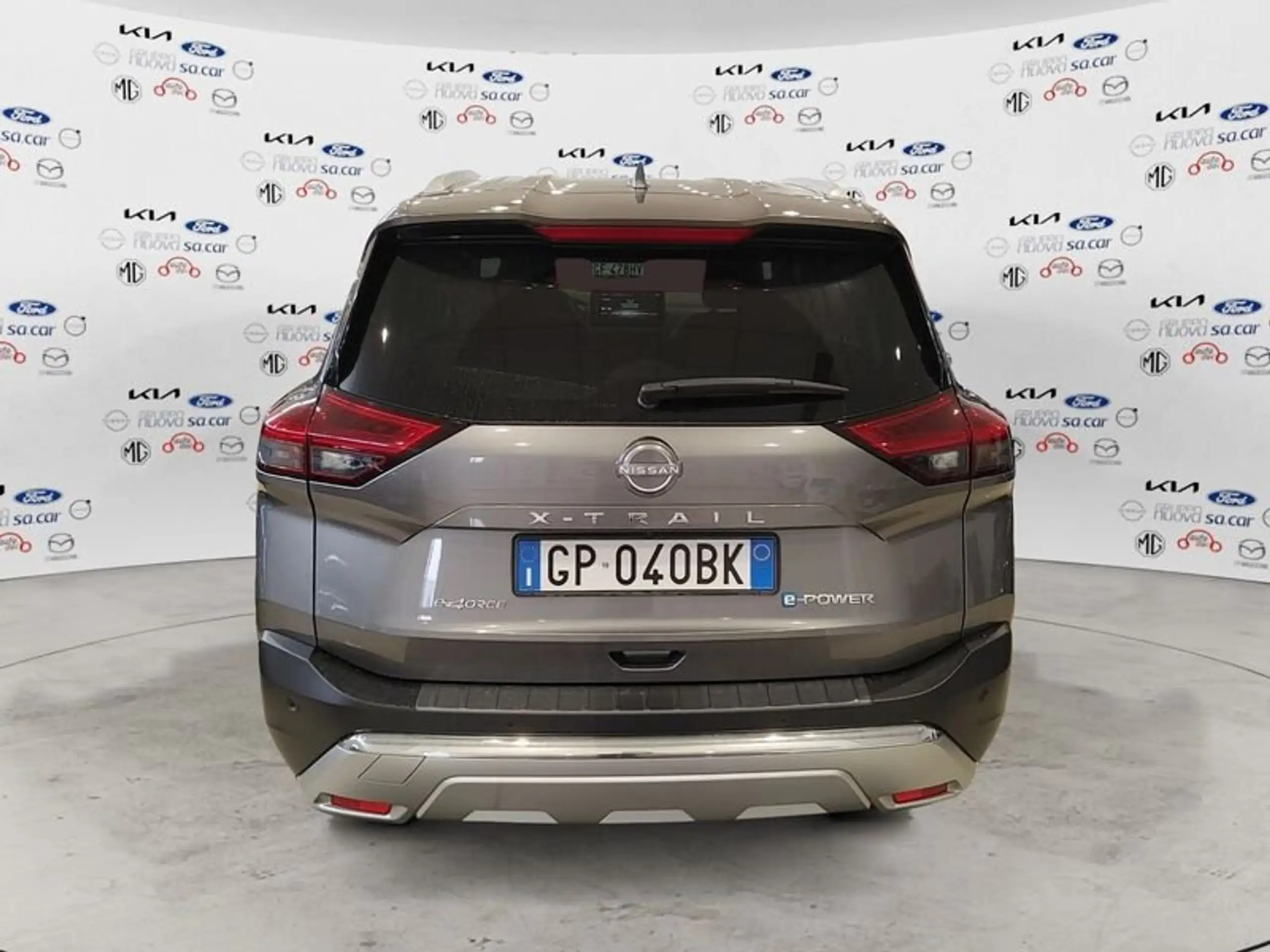 Nissan - X-Trail