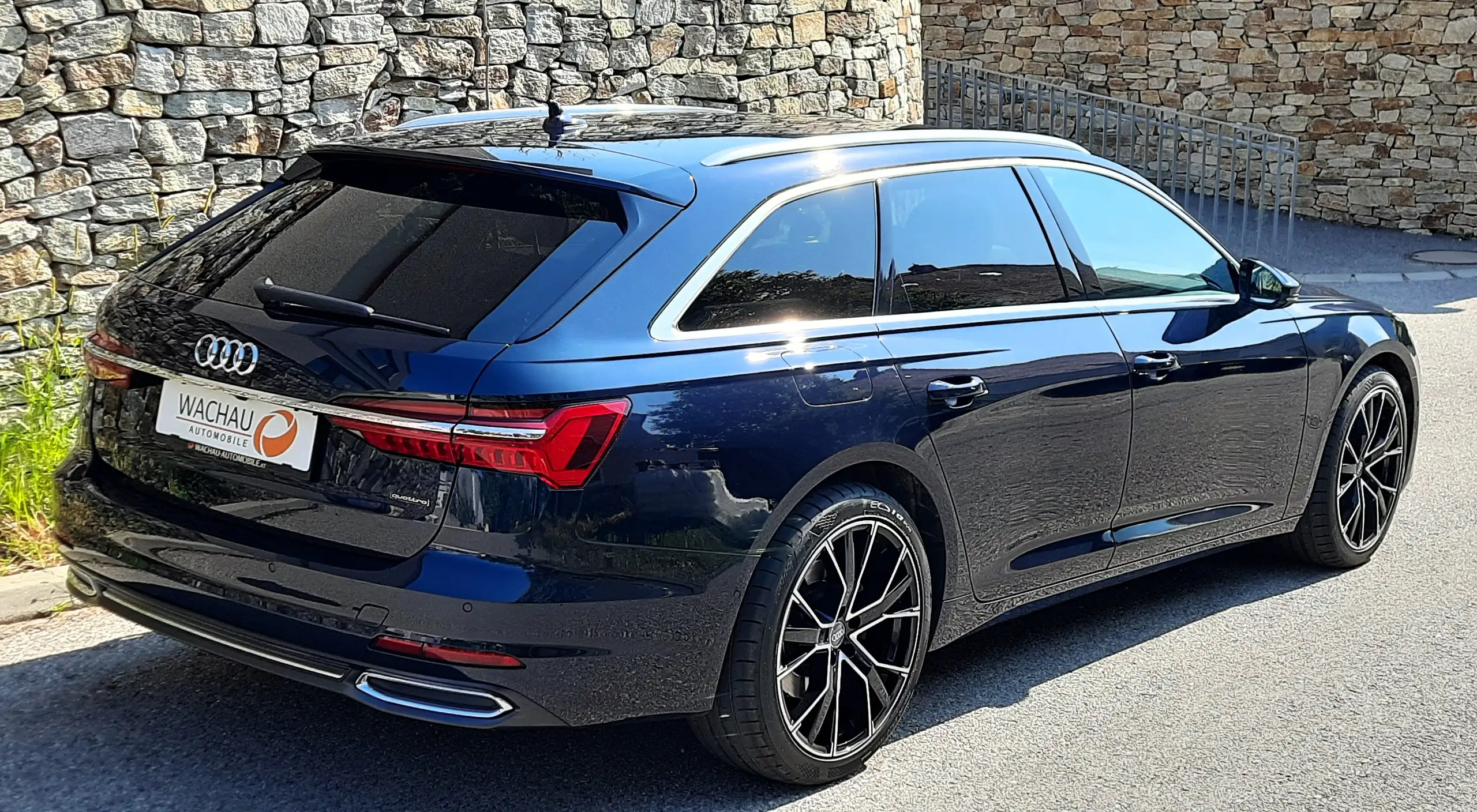 Audi - A6