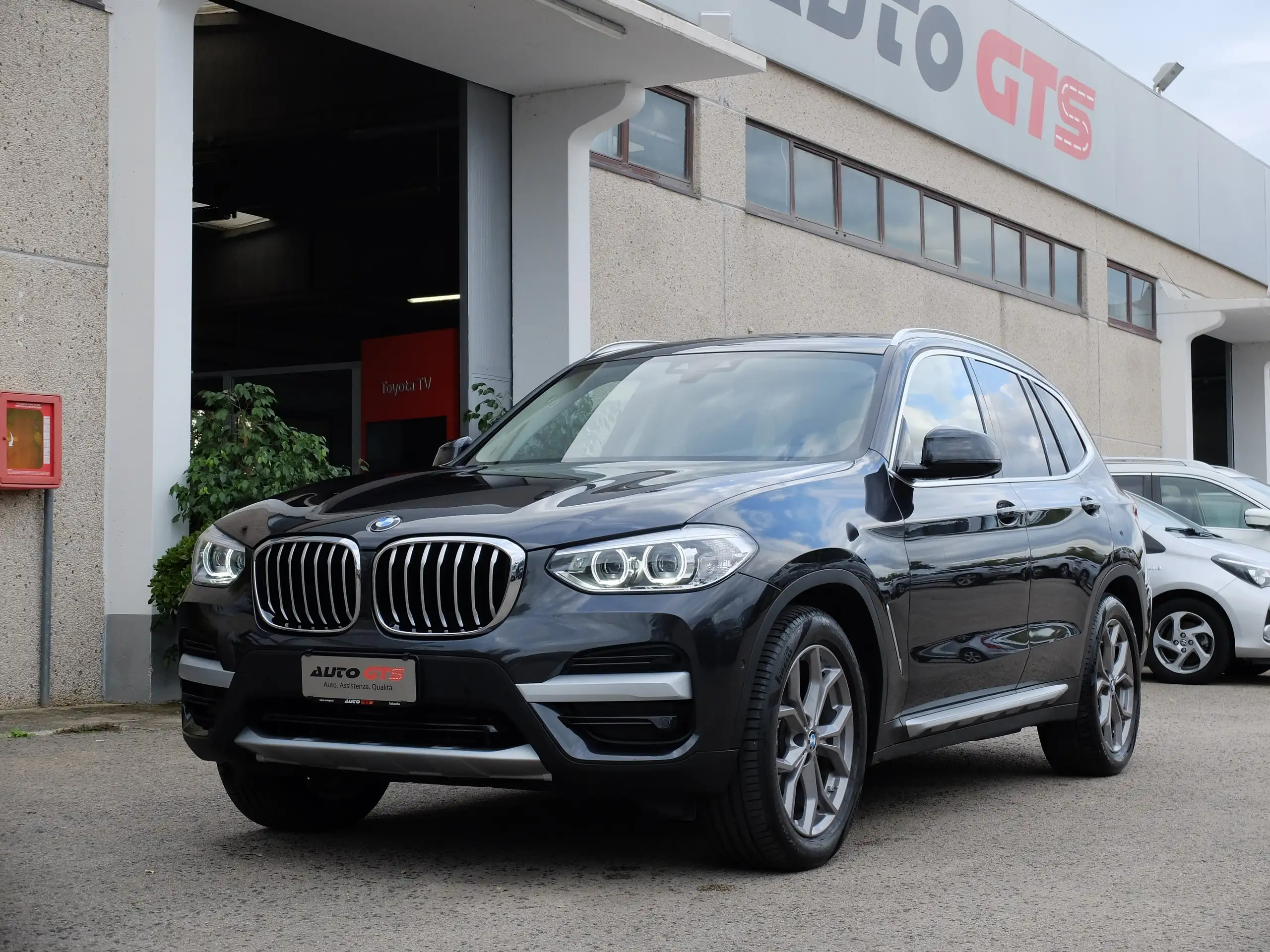 BMW - X3