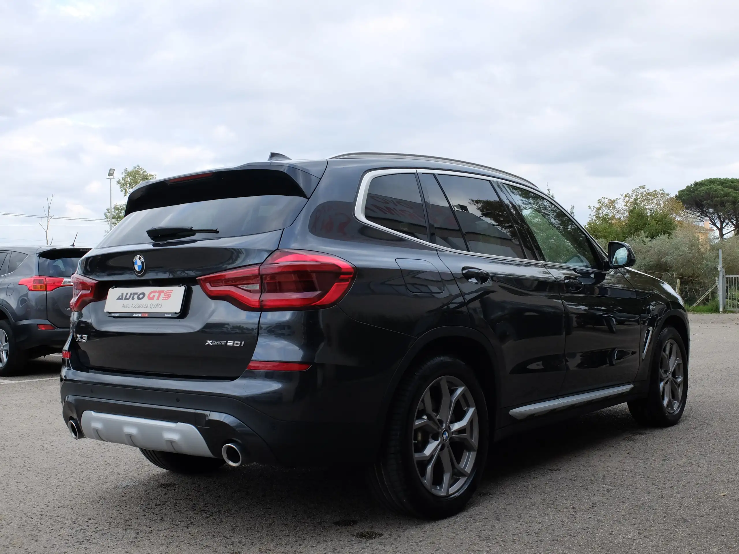 BMW - X3