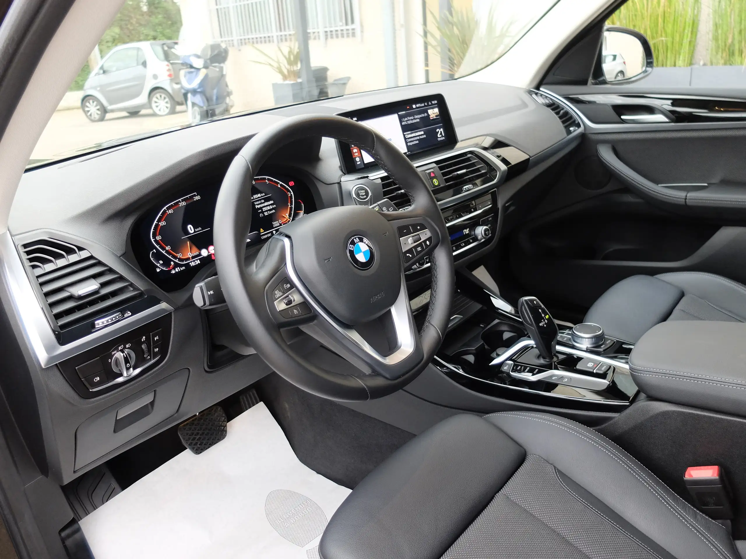 BMW - X3