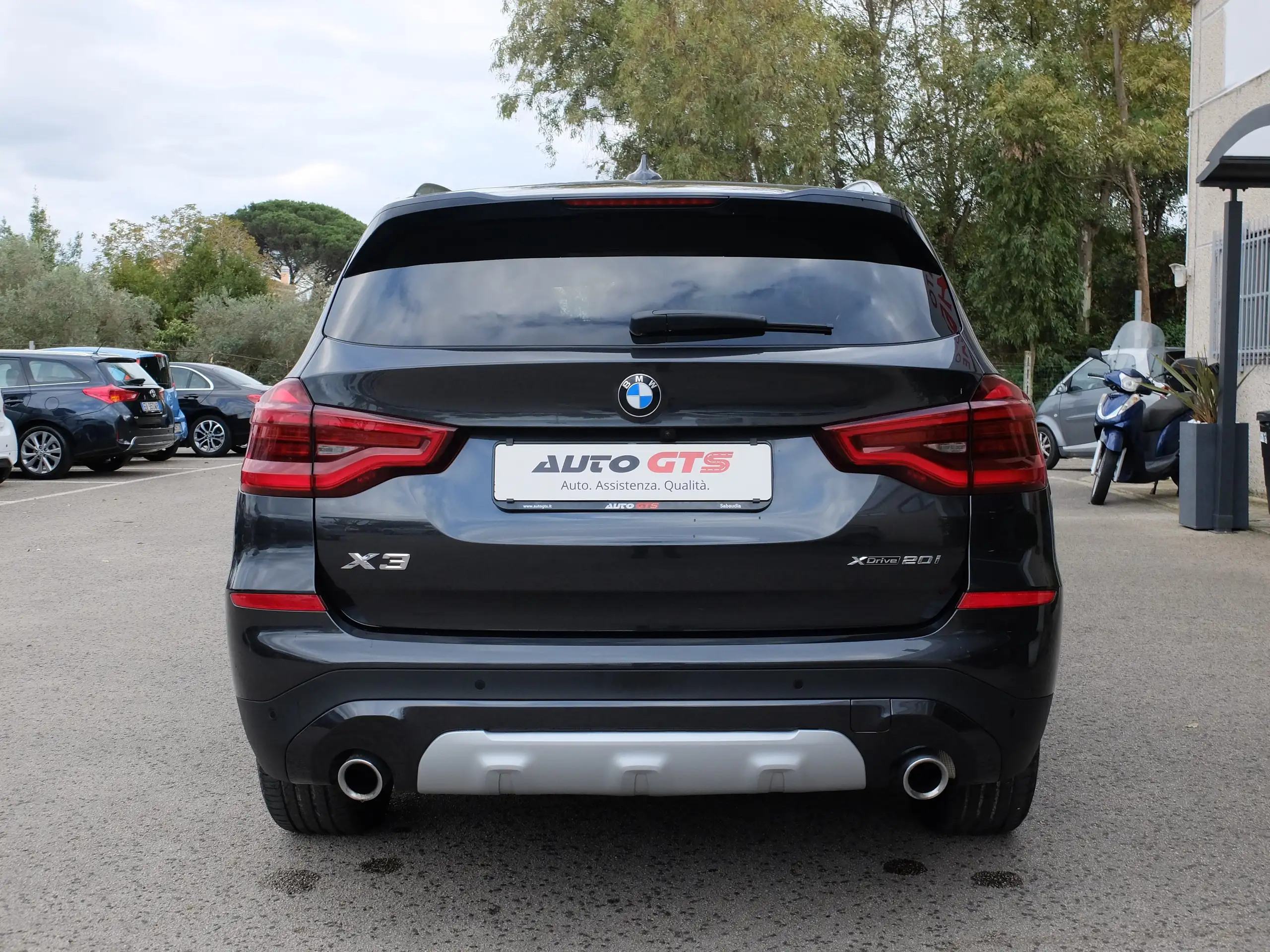 BMW - X3