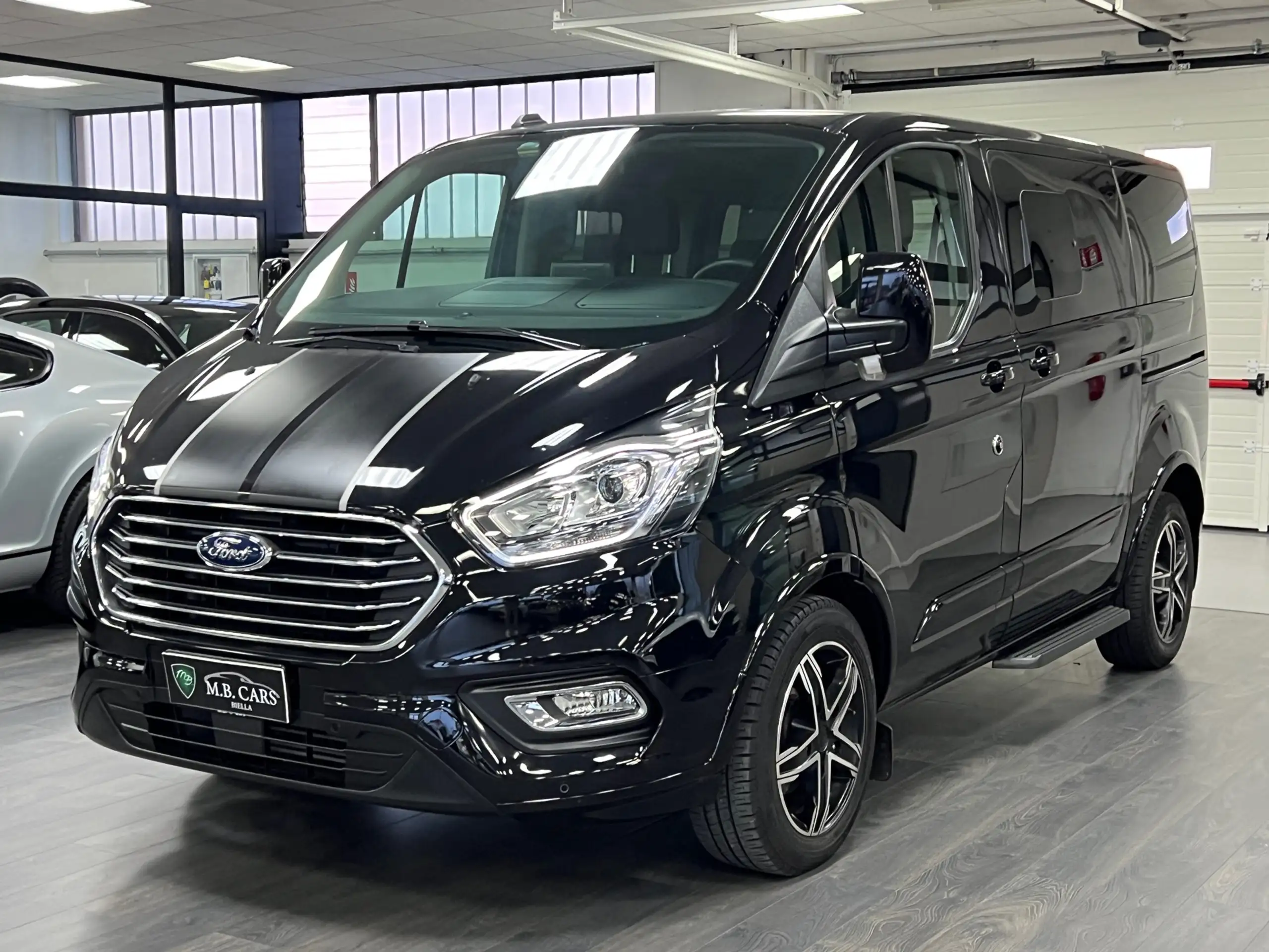 Ford - Tourneo Custom