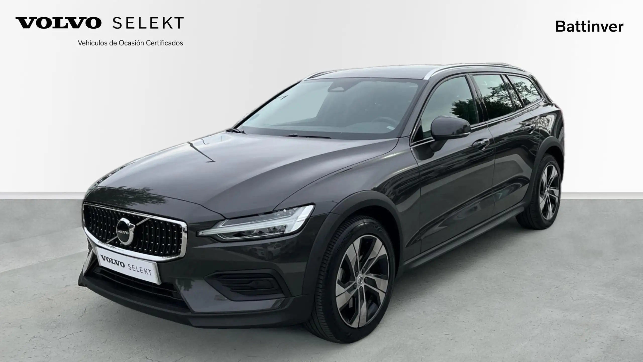 Volvo V60 Cross Country 2023