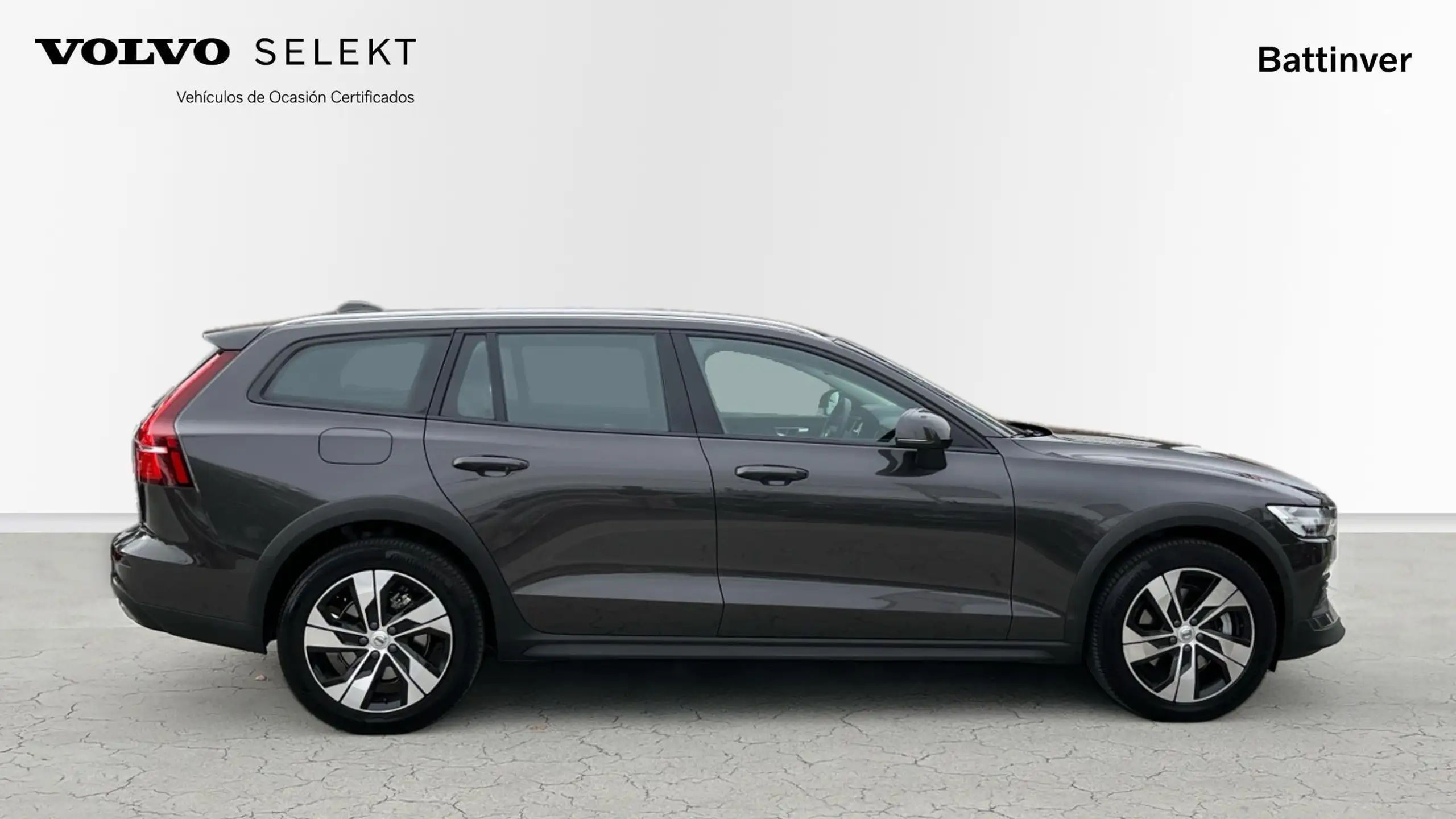 Volvo - V60 Cross Country