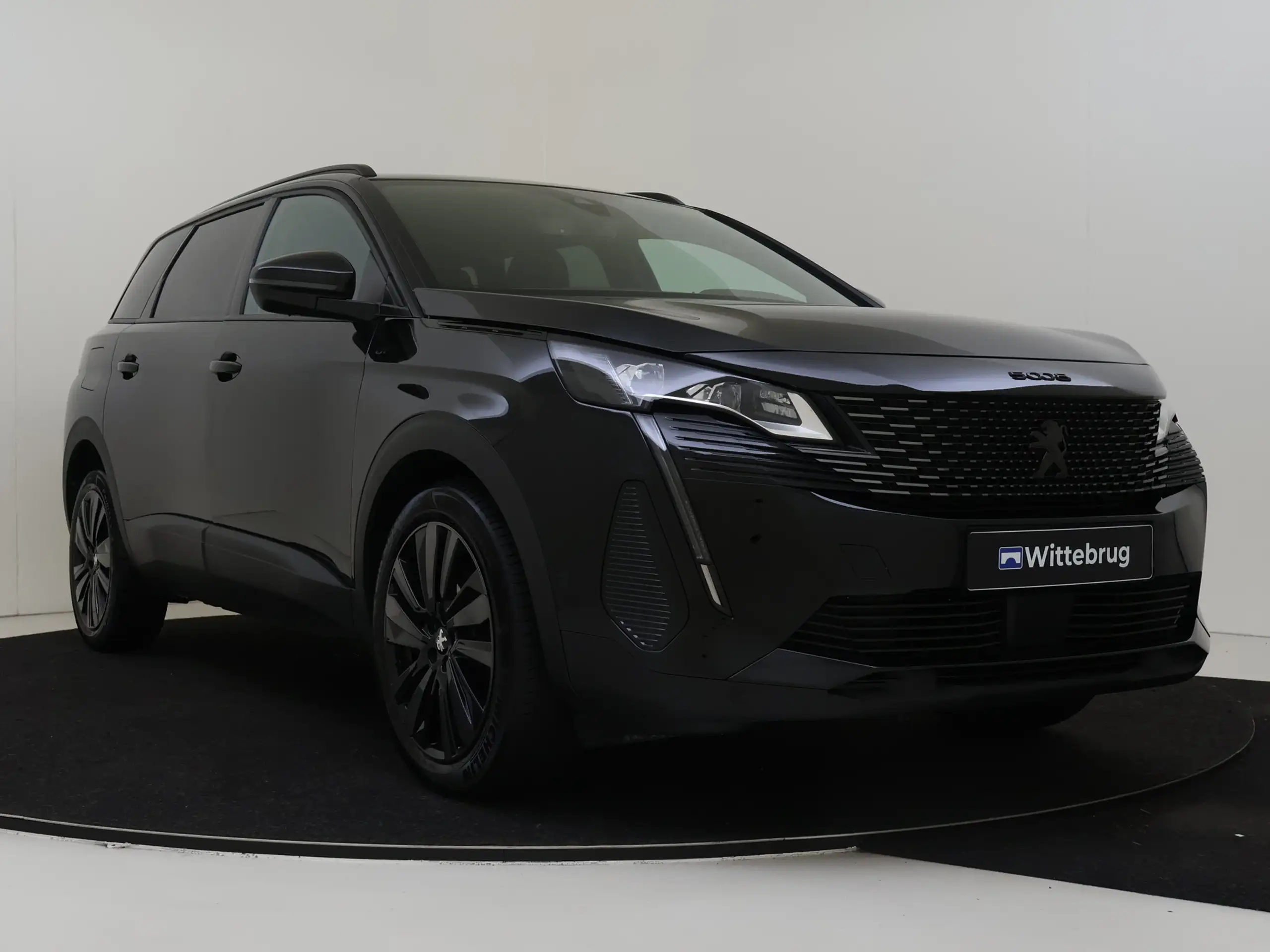 Peugeot - 5008