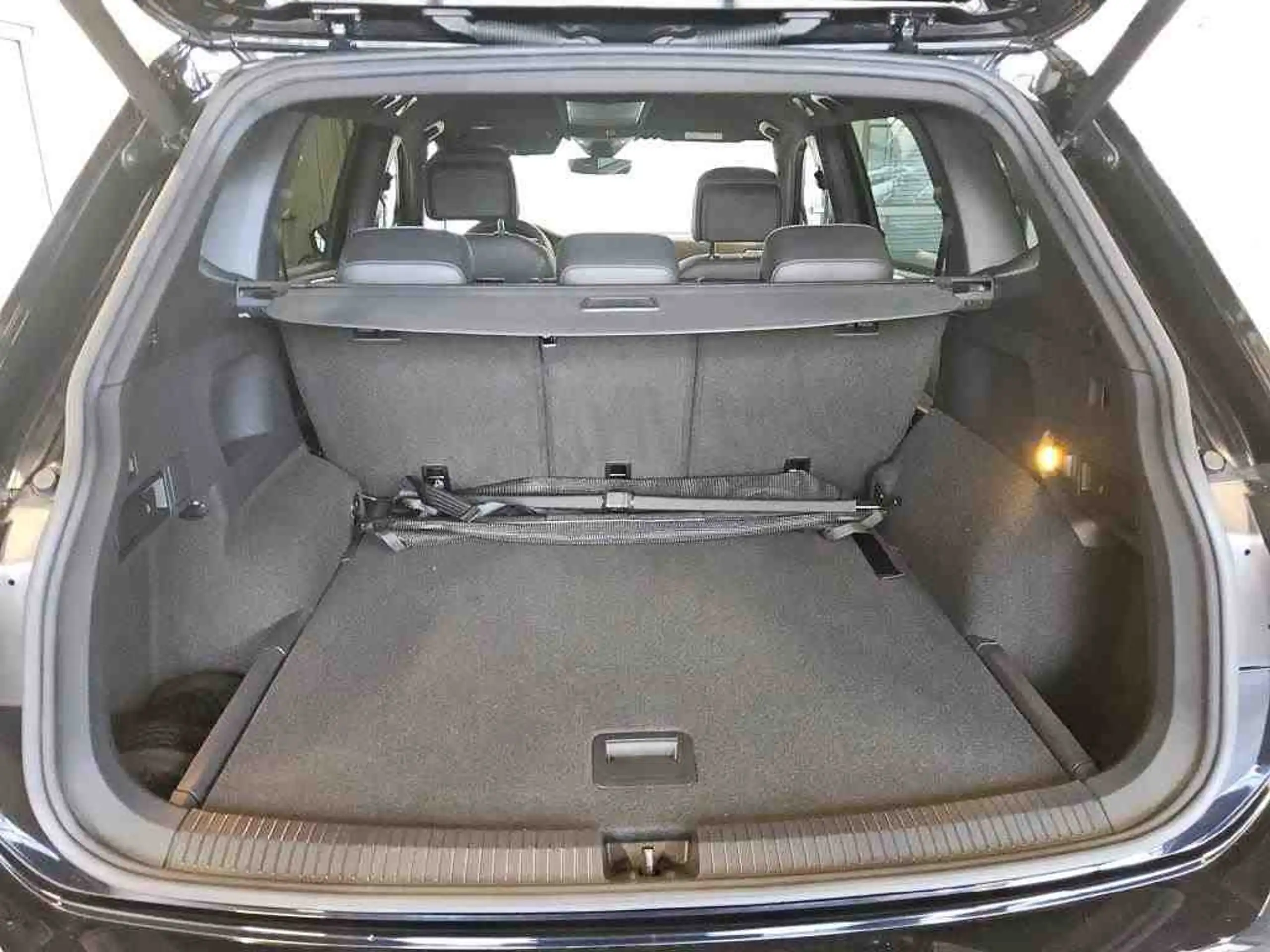 Volkswagen - Tiguan Allspace