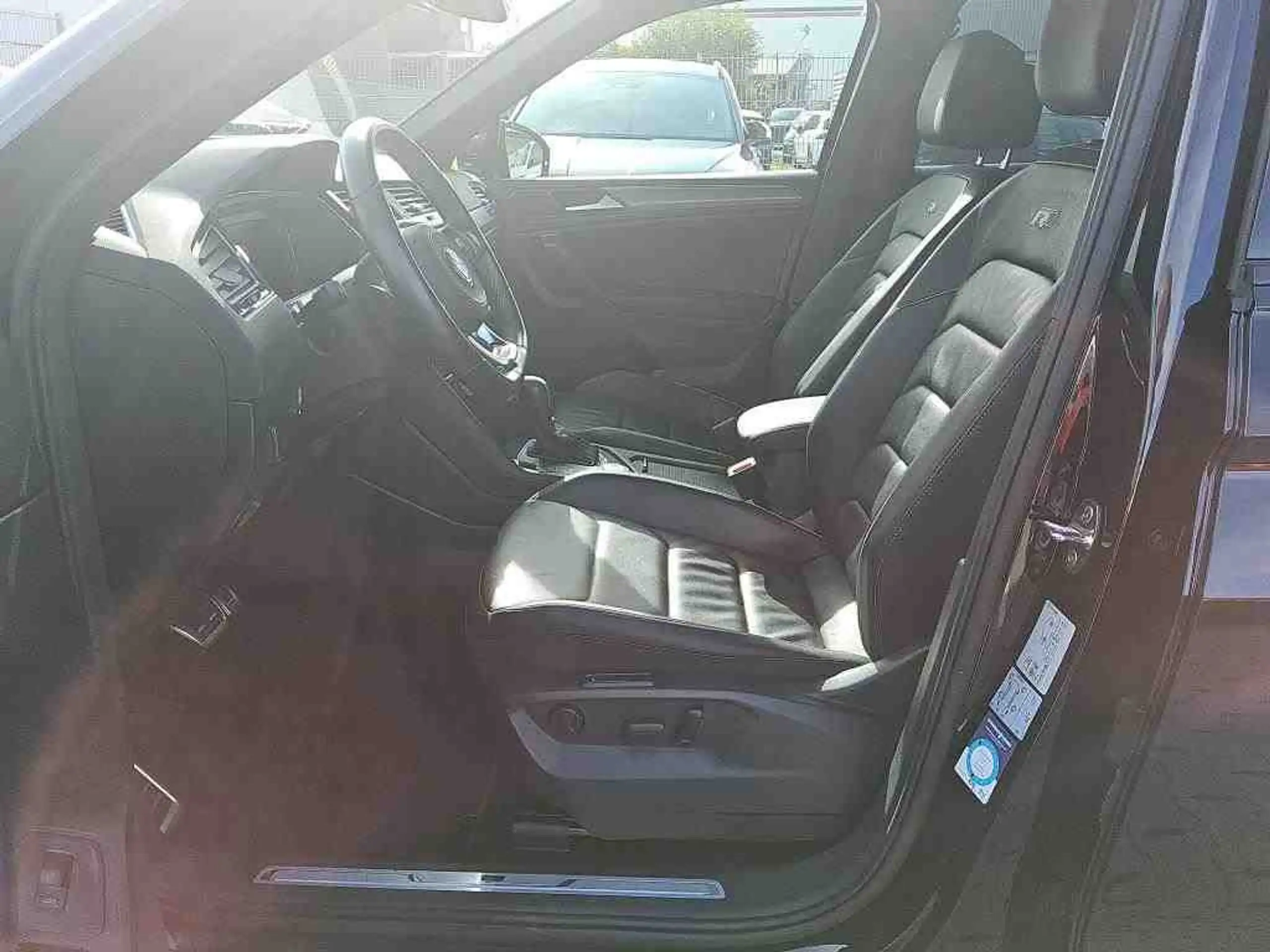 Volkswagen - Tiguan Allspace