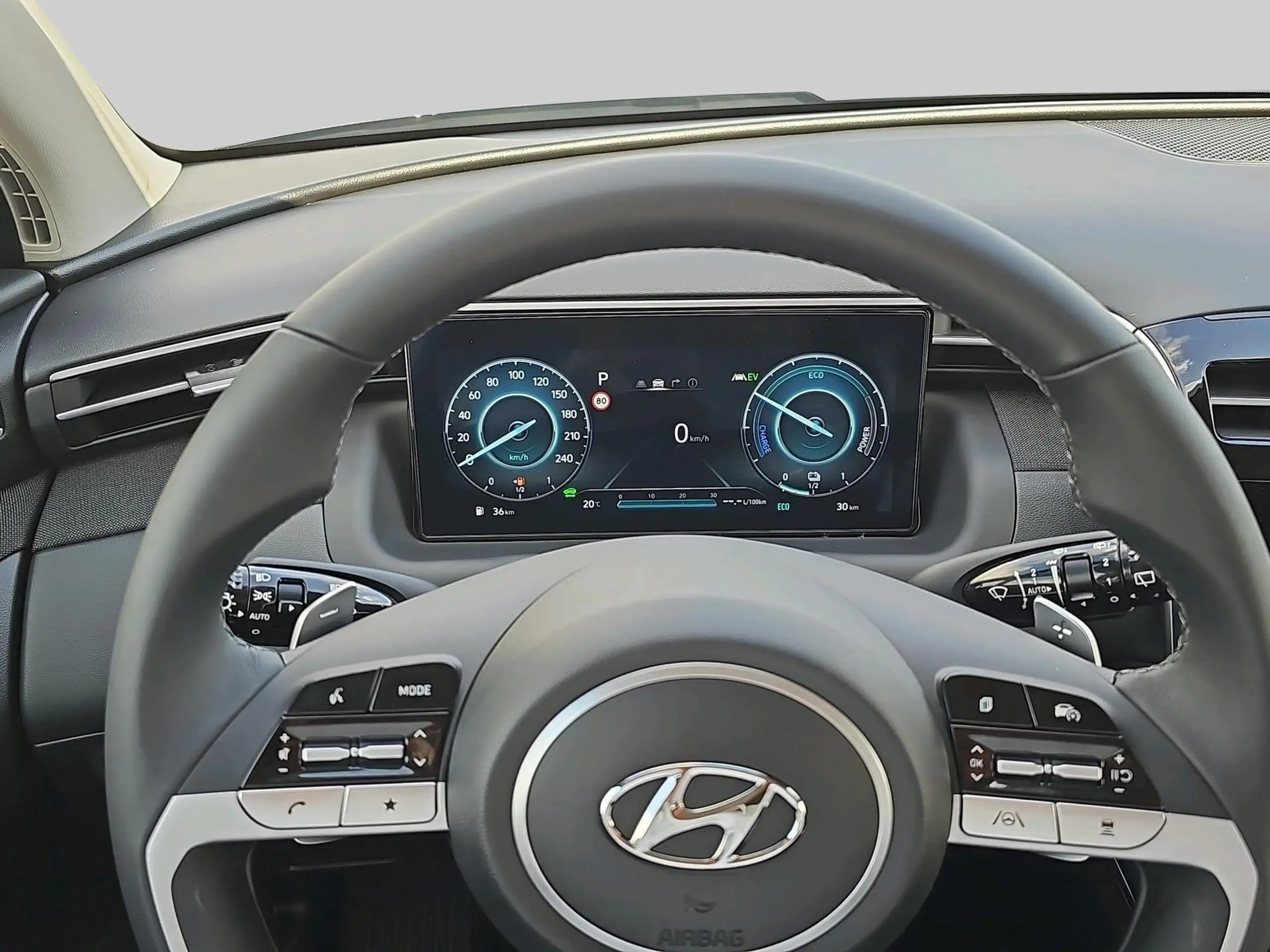 Hyundai - TUCSON