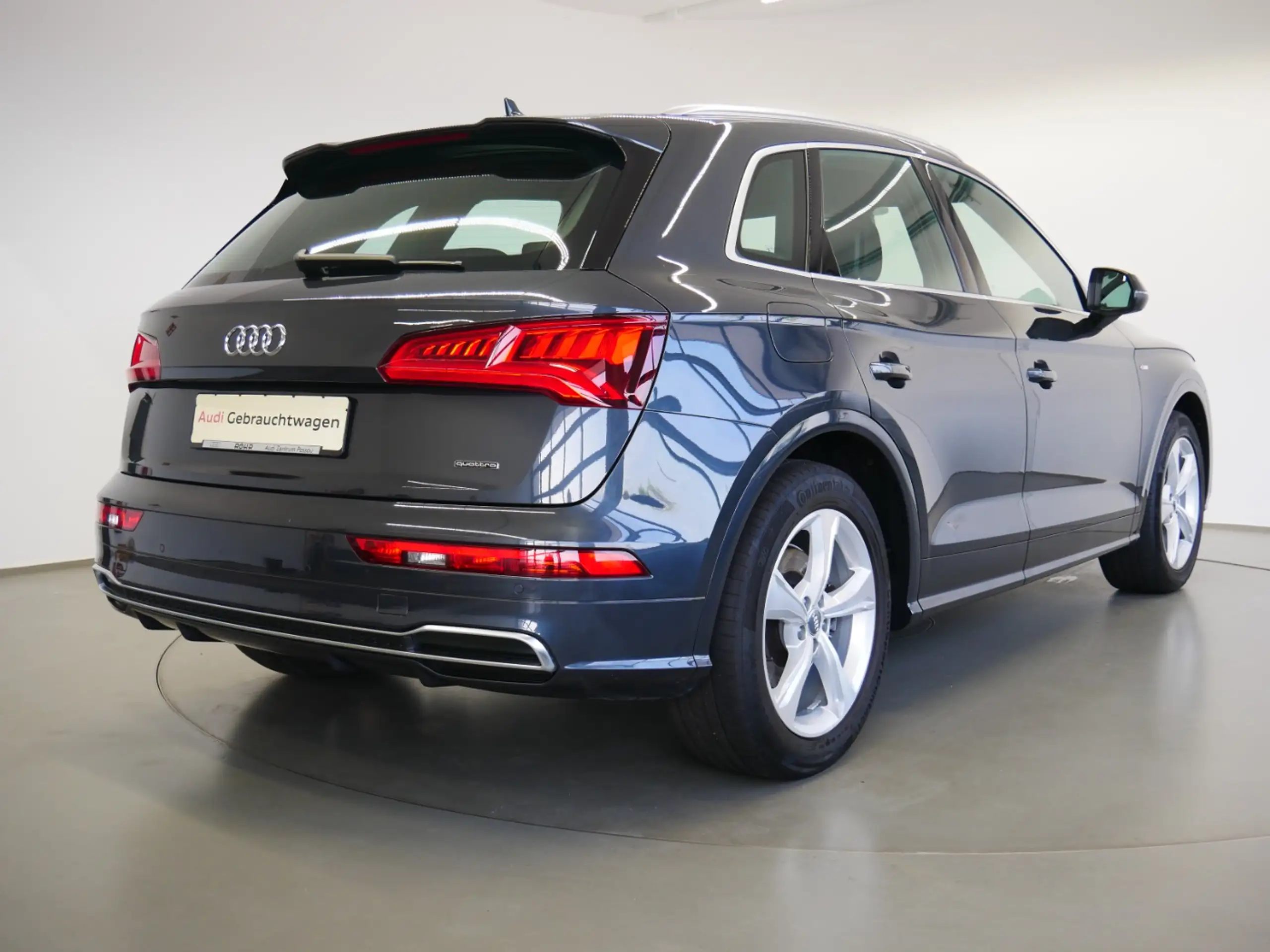 Audi - Q5