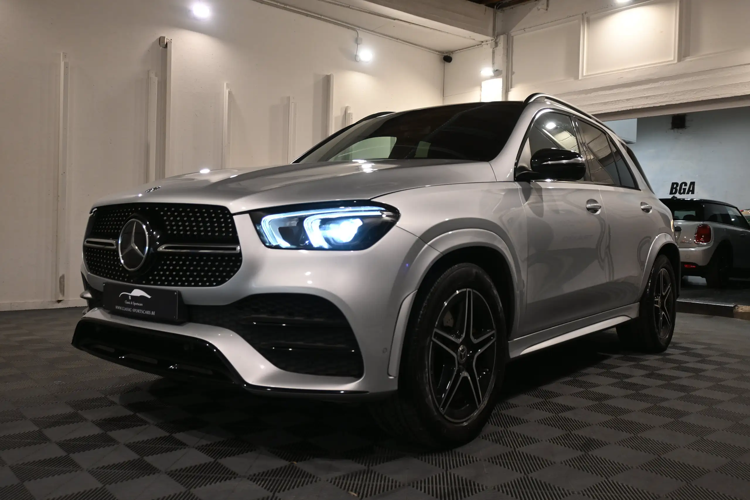 Mercedes-Benz - GLE 300