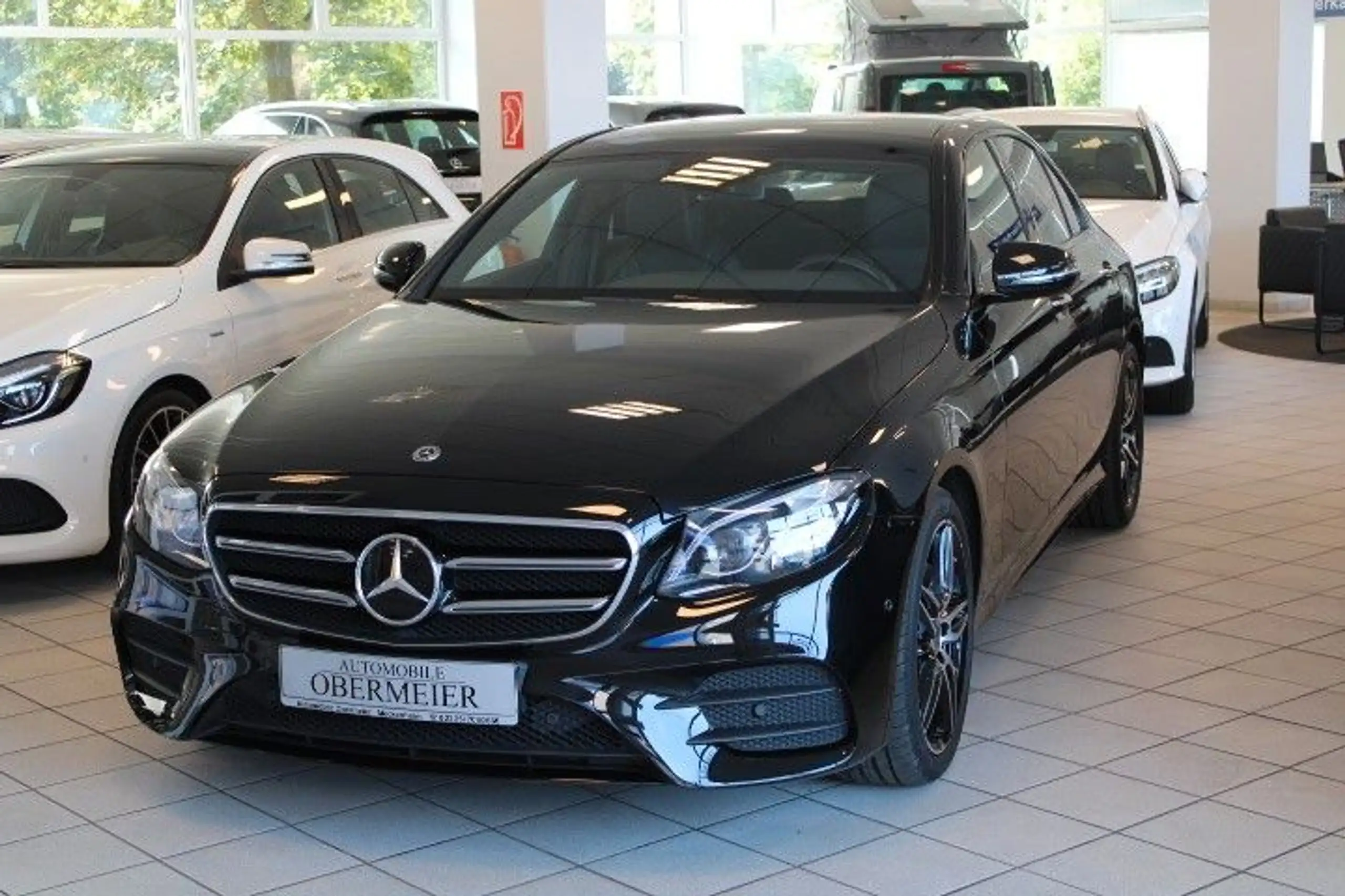 Mercedes-Benz - E 300