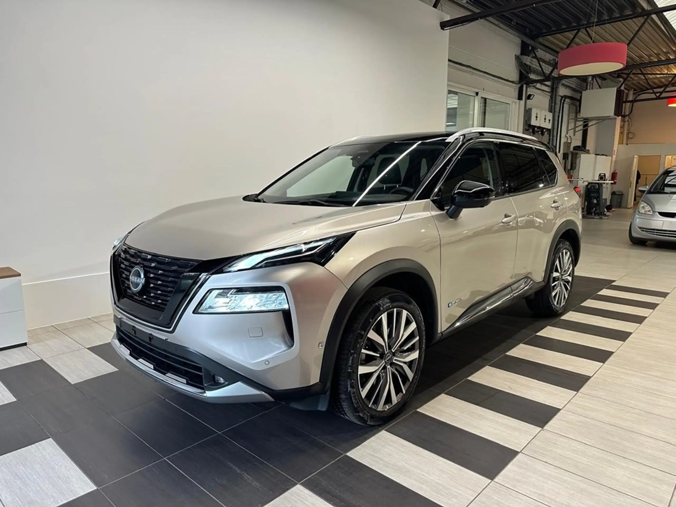 Nissan - X-Trail