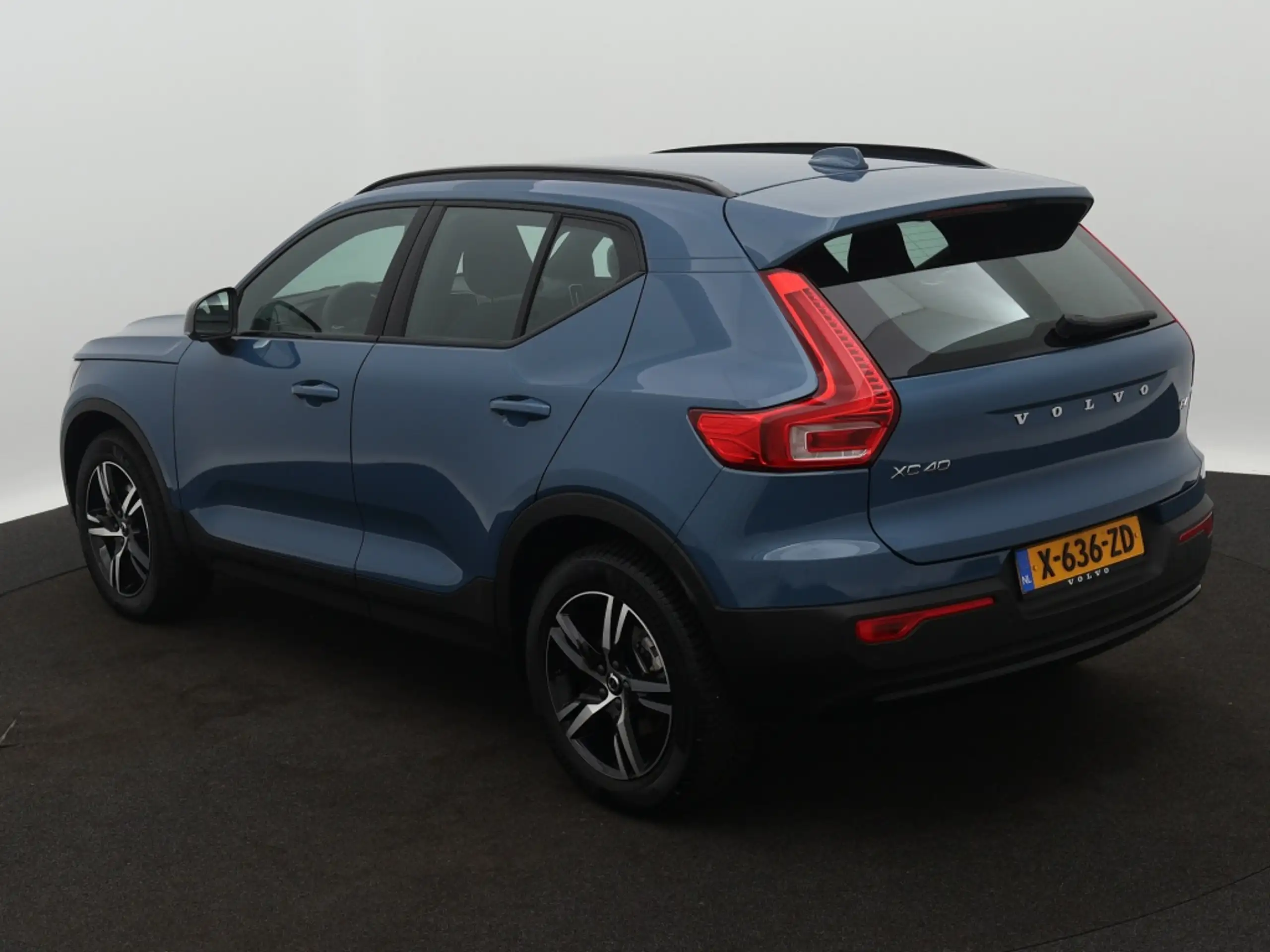 Volvo - XC40