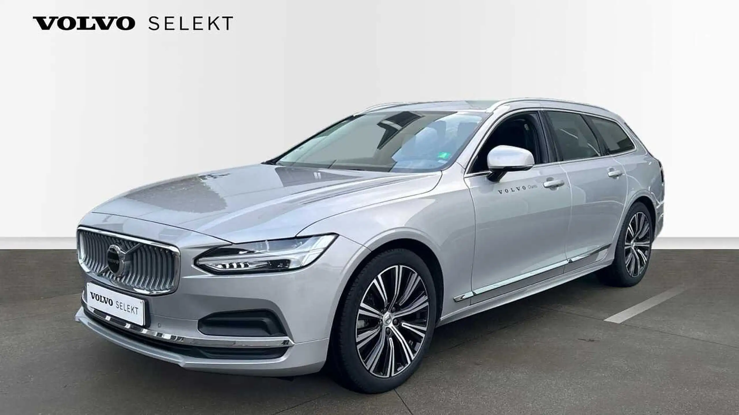 Volvo - V90