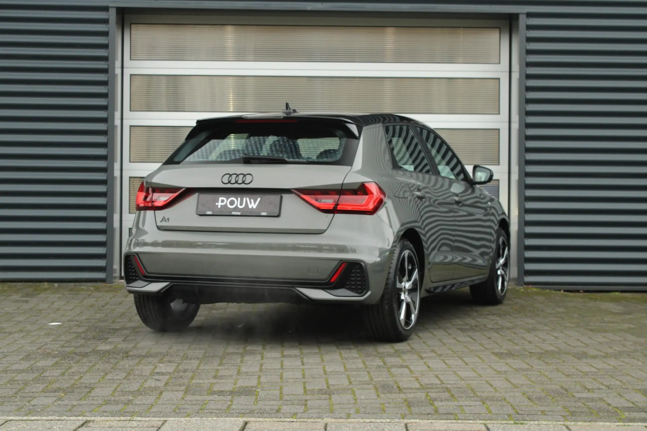 Audi - A1