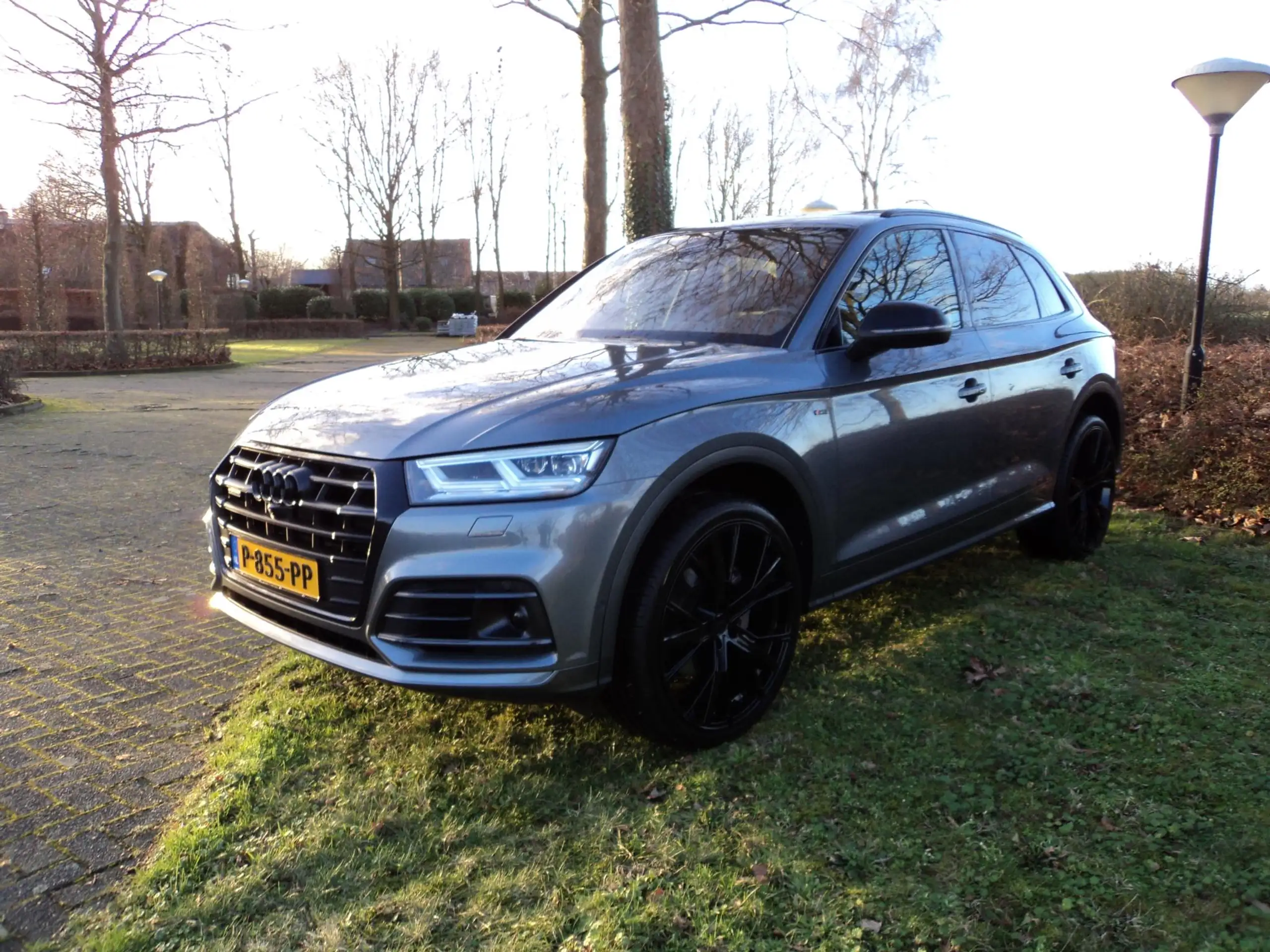 Audi - Q5